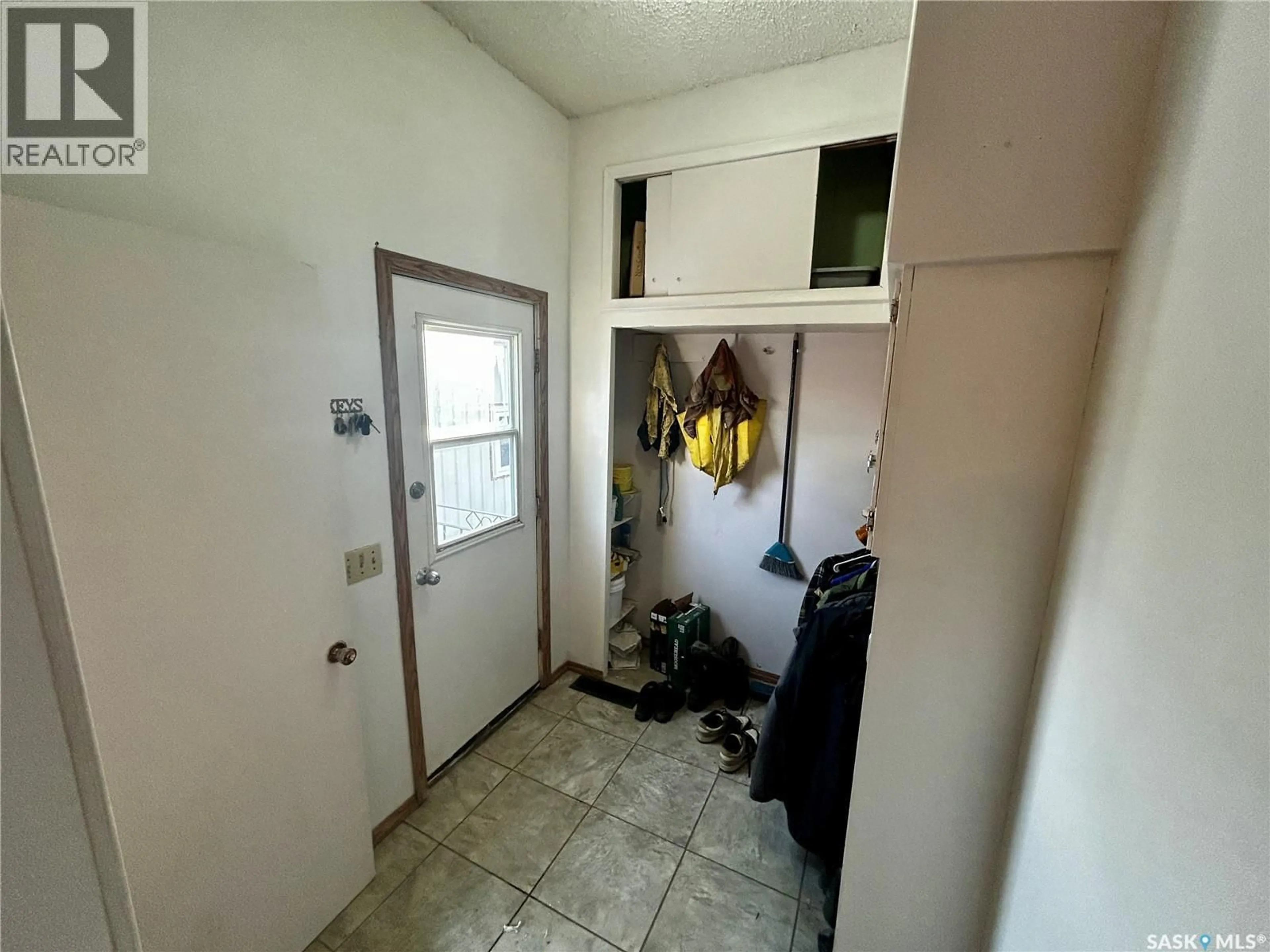 Indoor entryway for 507 DOEPKER AVENUE, Annaheim Saskatchewan S0K0G0