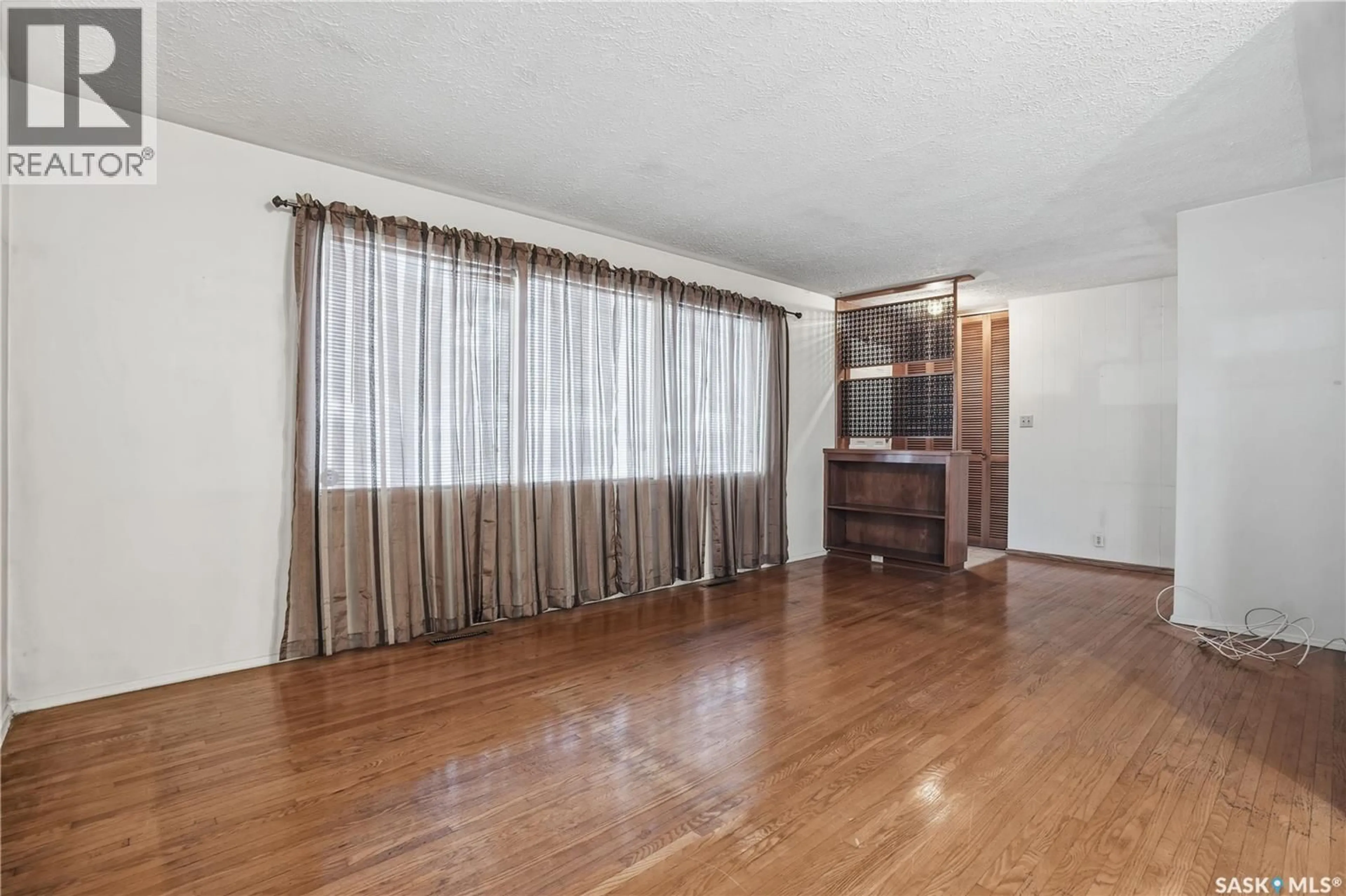 A pic of a room for 38 PORTLAND CRESCENT, Regina Saskatchewan S4N1Y1