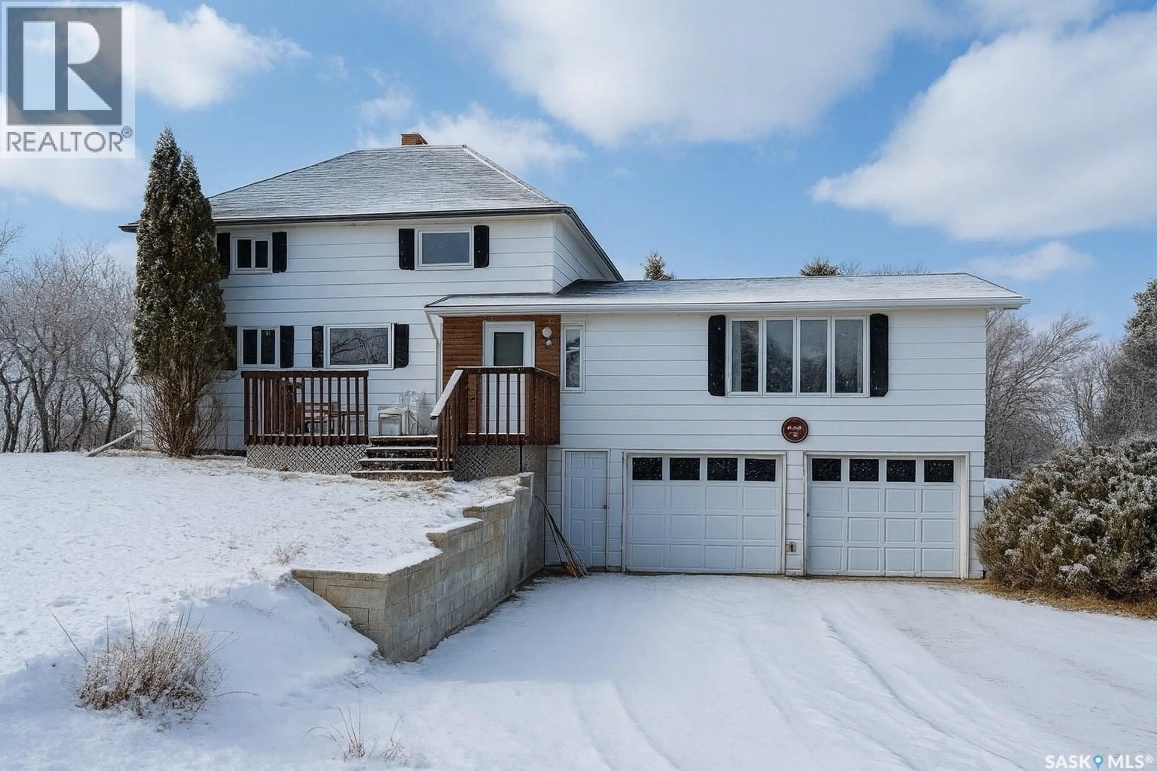 A pic from outside/outdoor area/front of a property/back of a property/a pic from drone, street for Stewart Valley - KLASSEN ACREAGE, Saskatchewan Landing Rm No.167 Saskatchewan S0N0E9