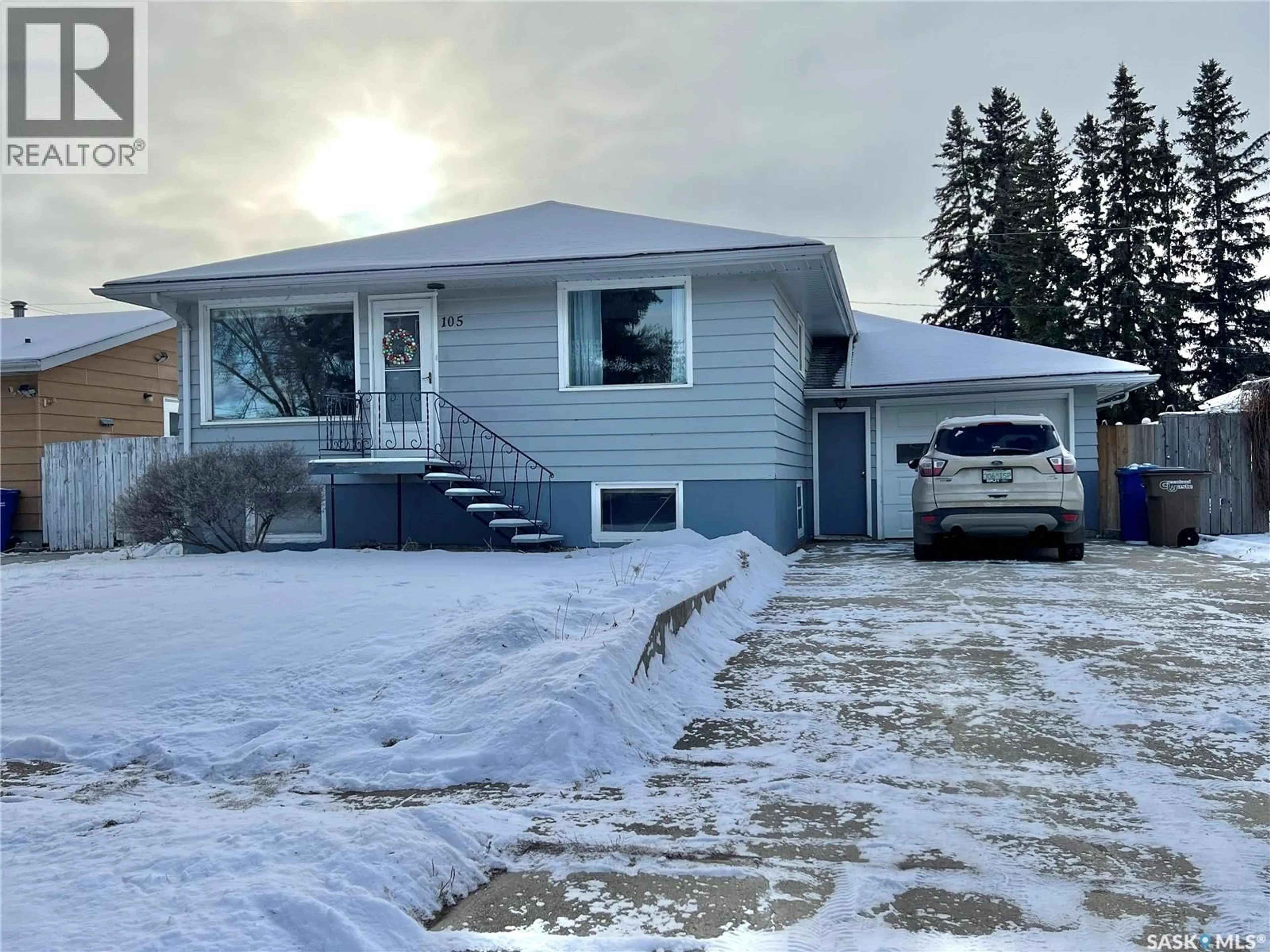 A pic from outside/outdoor area/front of a property/back of a property/a pic from drone, street for 105 BEMISTER AVENUE, Melfort Saskatchewan S0E1A0