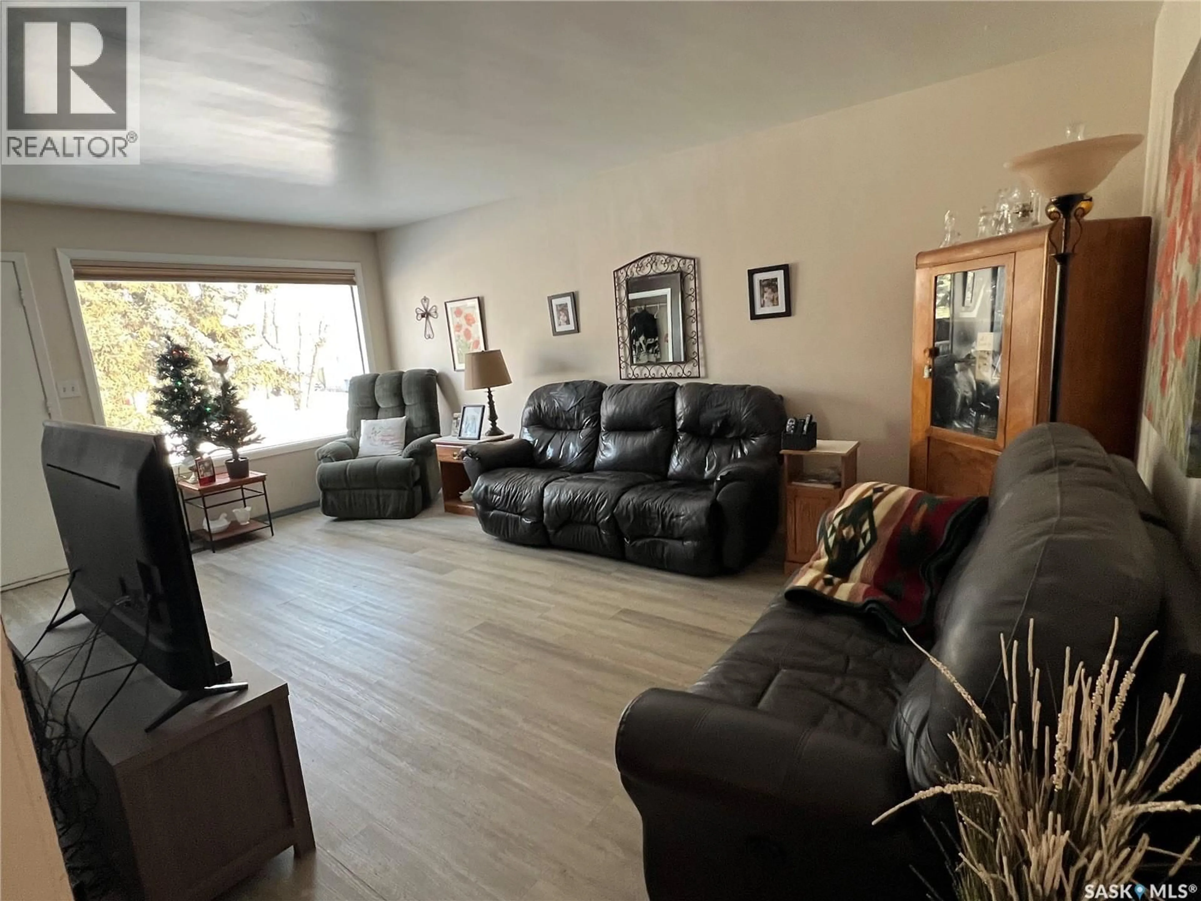 Living room with furniture, unknown for 105 BEMISTER AVENUE, Melfort Saskatchewan S0E1A0
