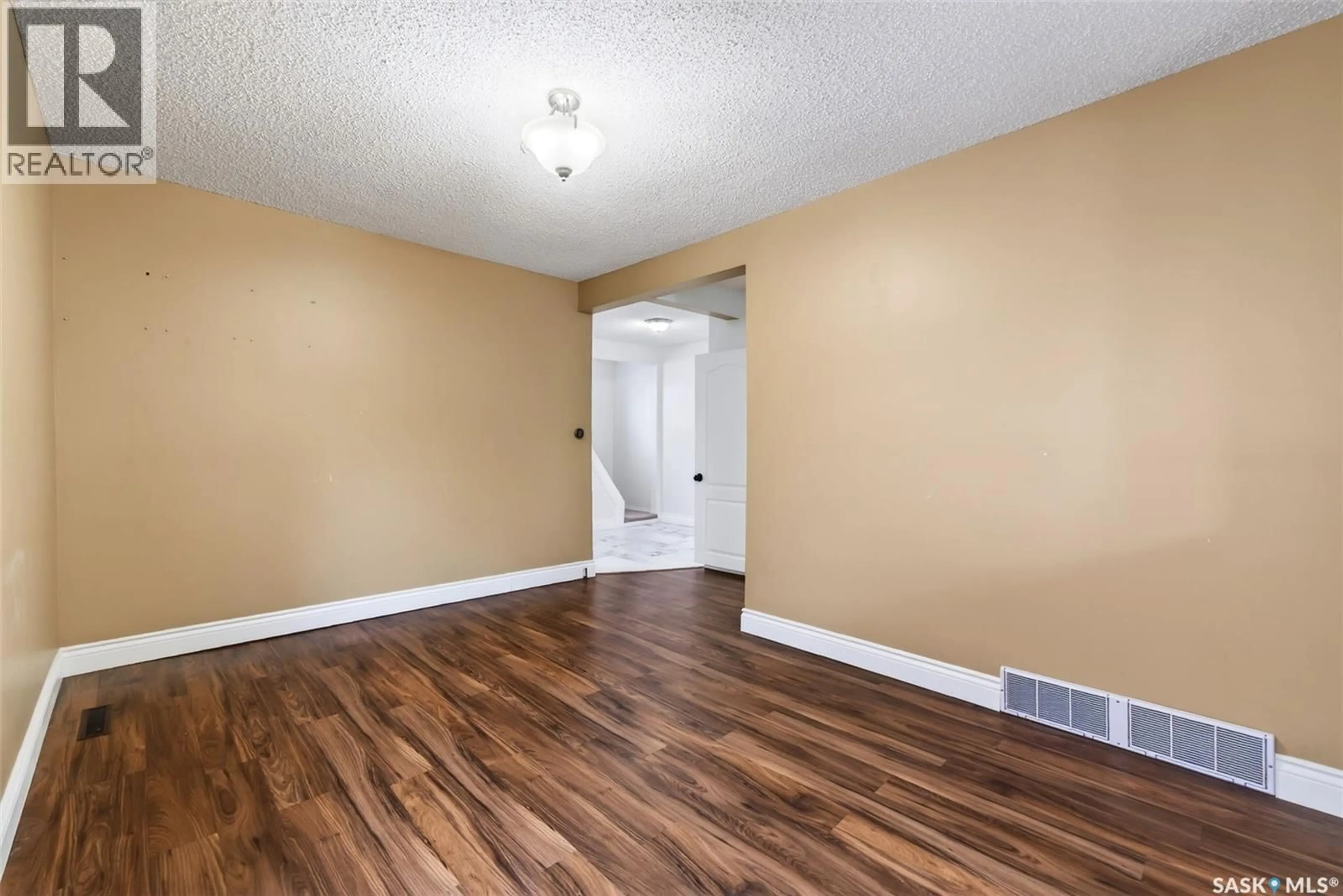A pic of a room for 1216 MCTAVISH STREET, Regina Saskatchewan S4T3V7