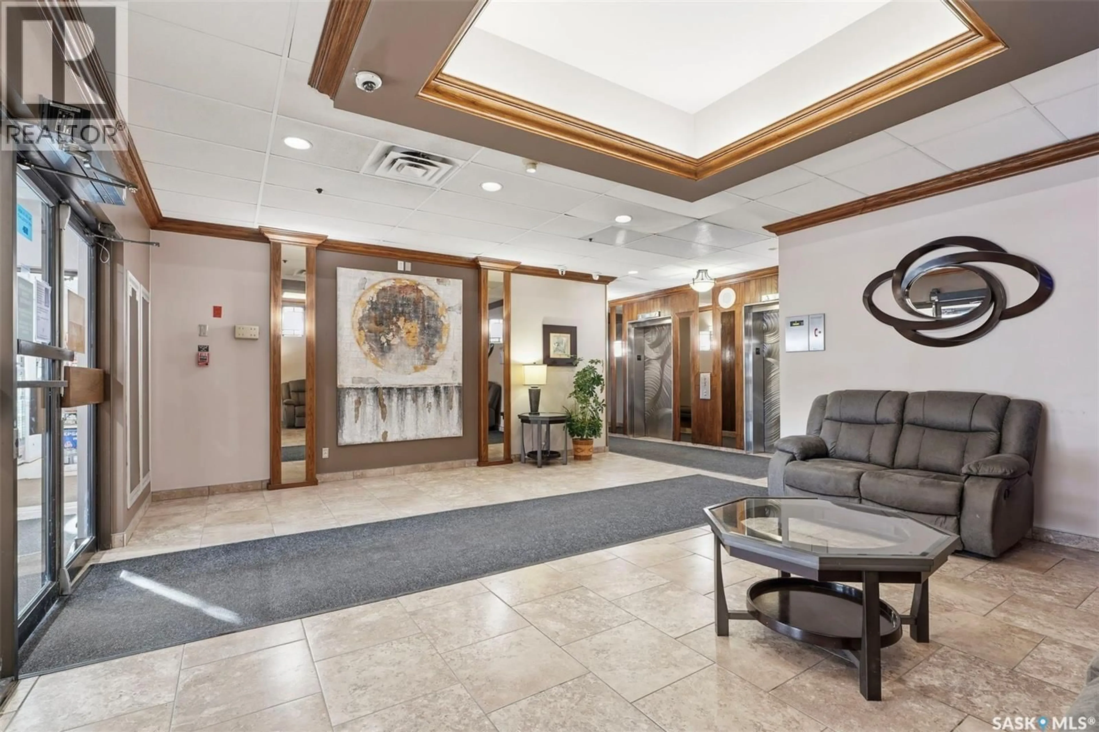 Lobby for 2504/2505 - 311 6TH AVENUE, Saskatoon Saskatchewan S7K7A9
