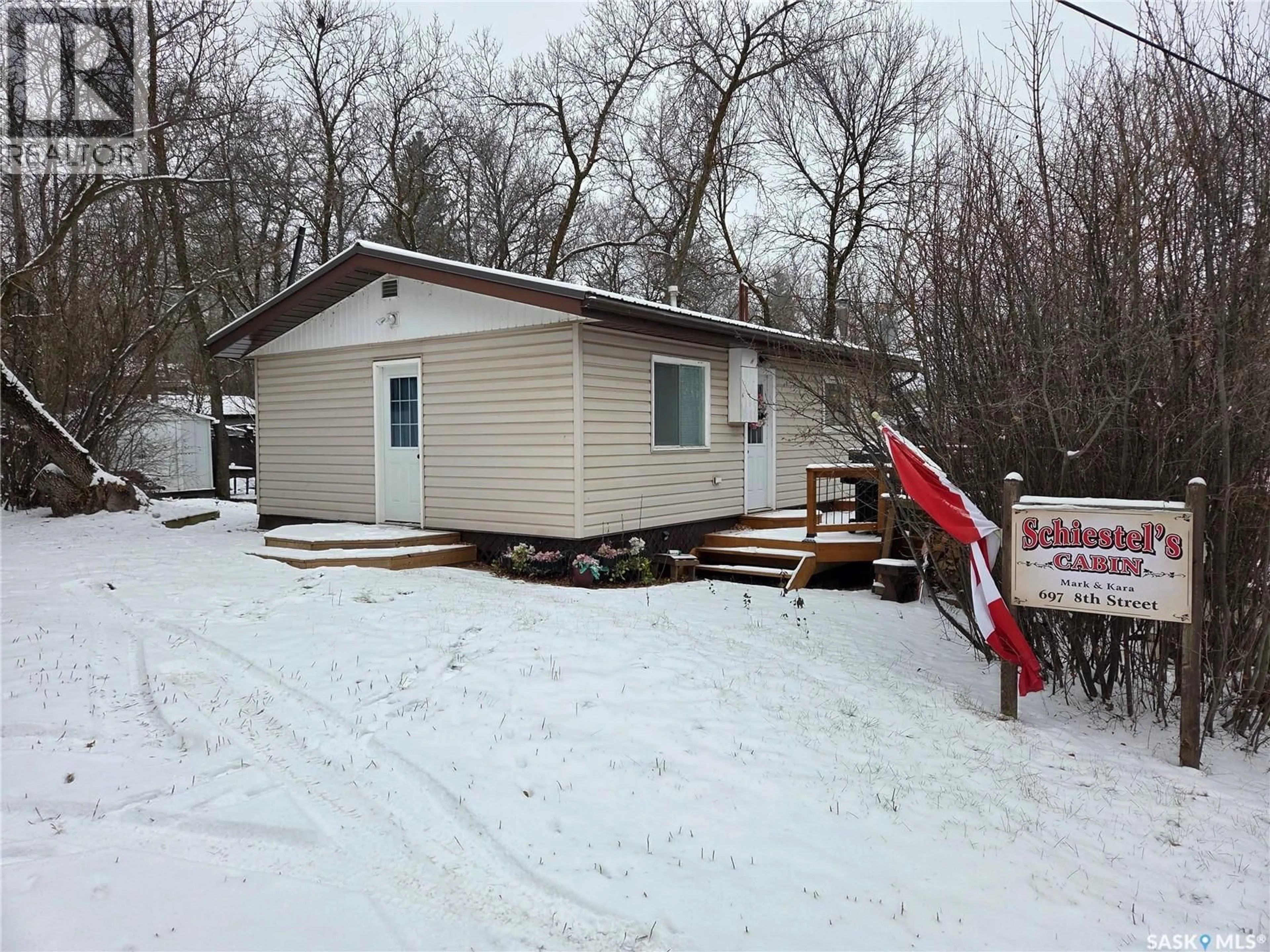 Shed for 697 8TH STREET, White Bear IR 70 Saskatchewan S0C0R0
