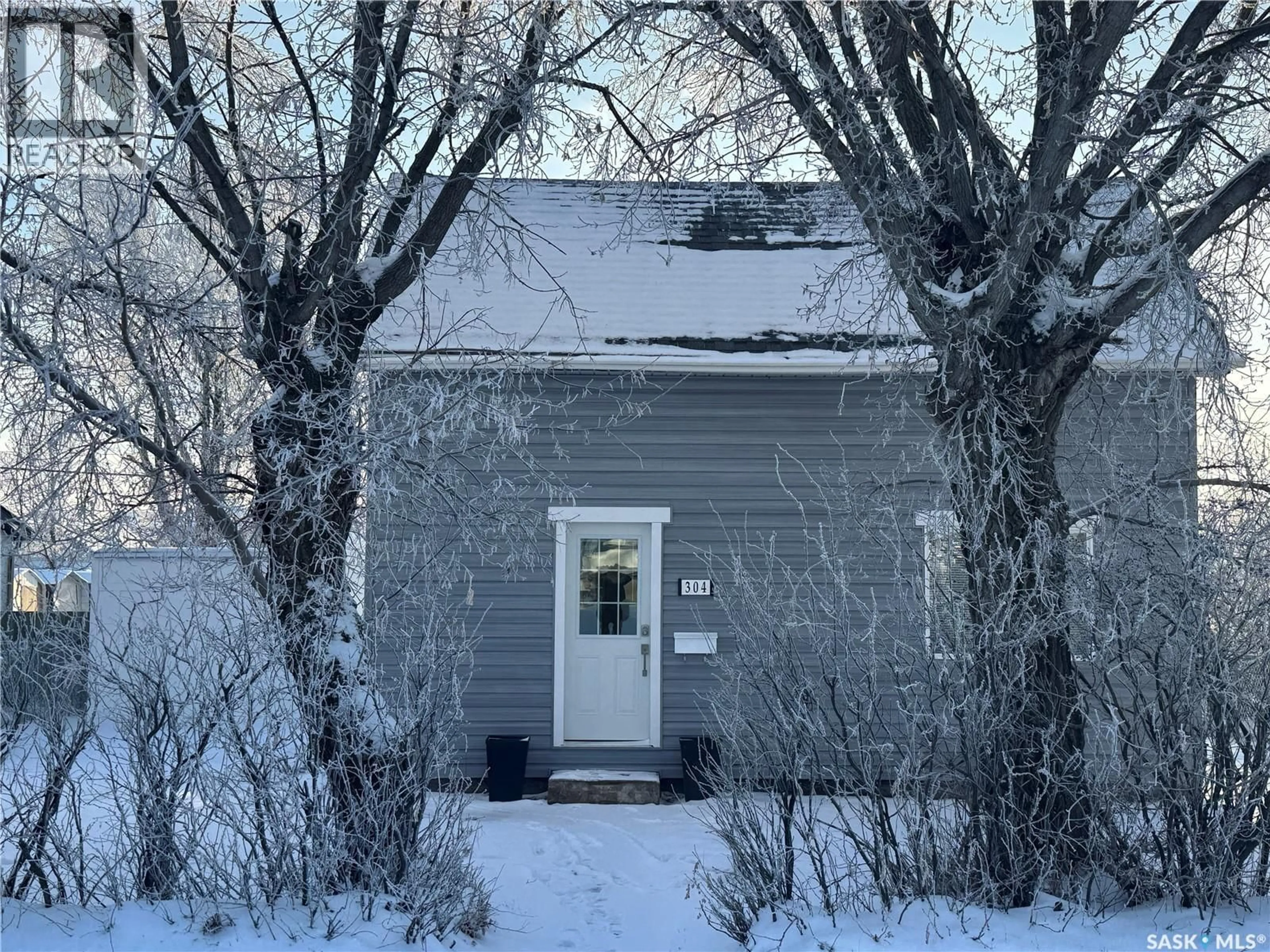 Shed for 304 5TH AVENUE, Biggar Saskatchewan S0K0M0