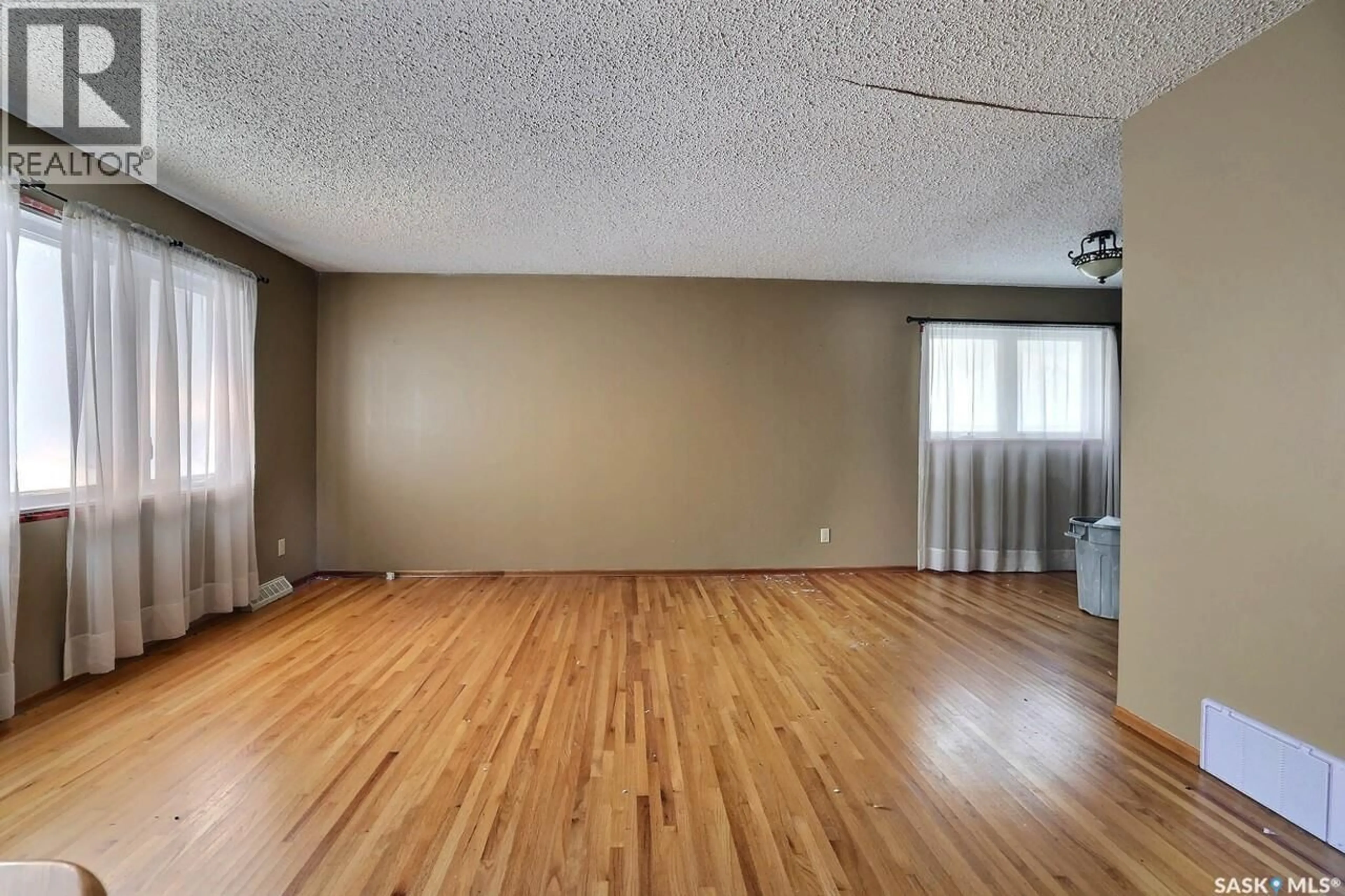 A pic of a room for 60 COWBURN CRESCENT, Regina Saskatchewan S4S4T3