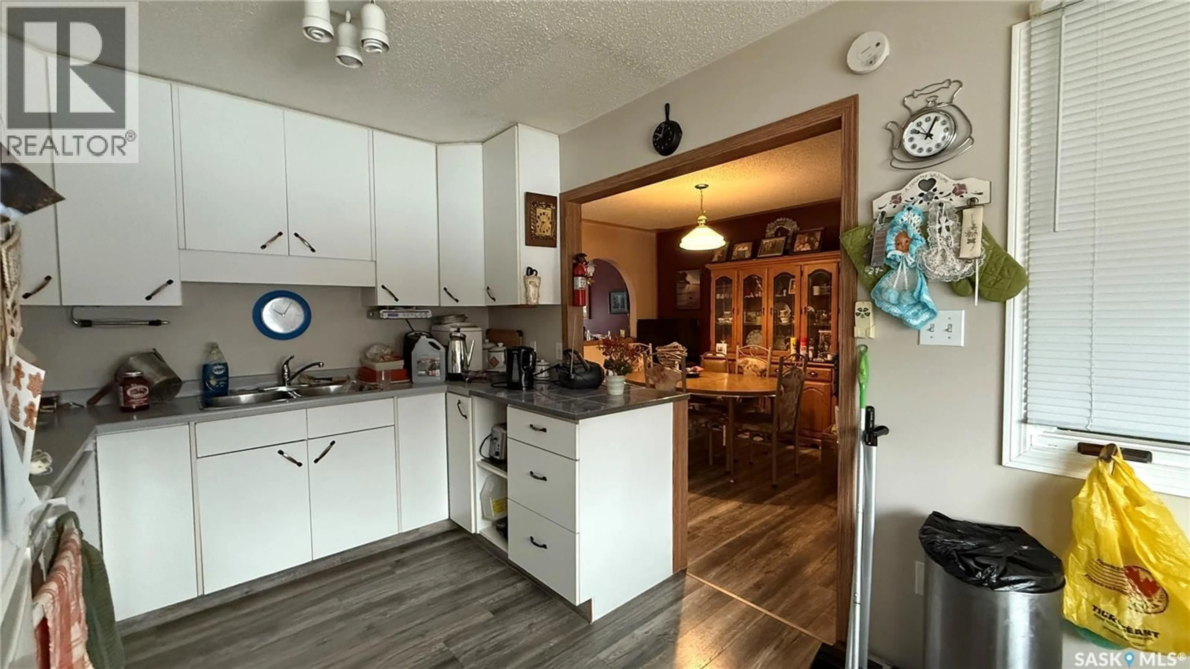 Open concept kitchen, unknown for 10326 HENDERSON DRIVE, North Battleford Saskatchewan S9A3Y9
