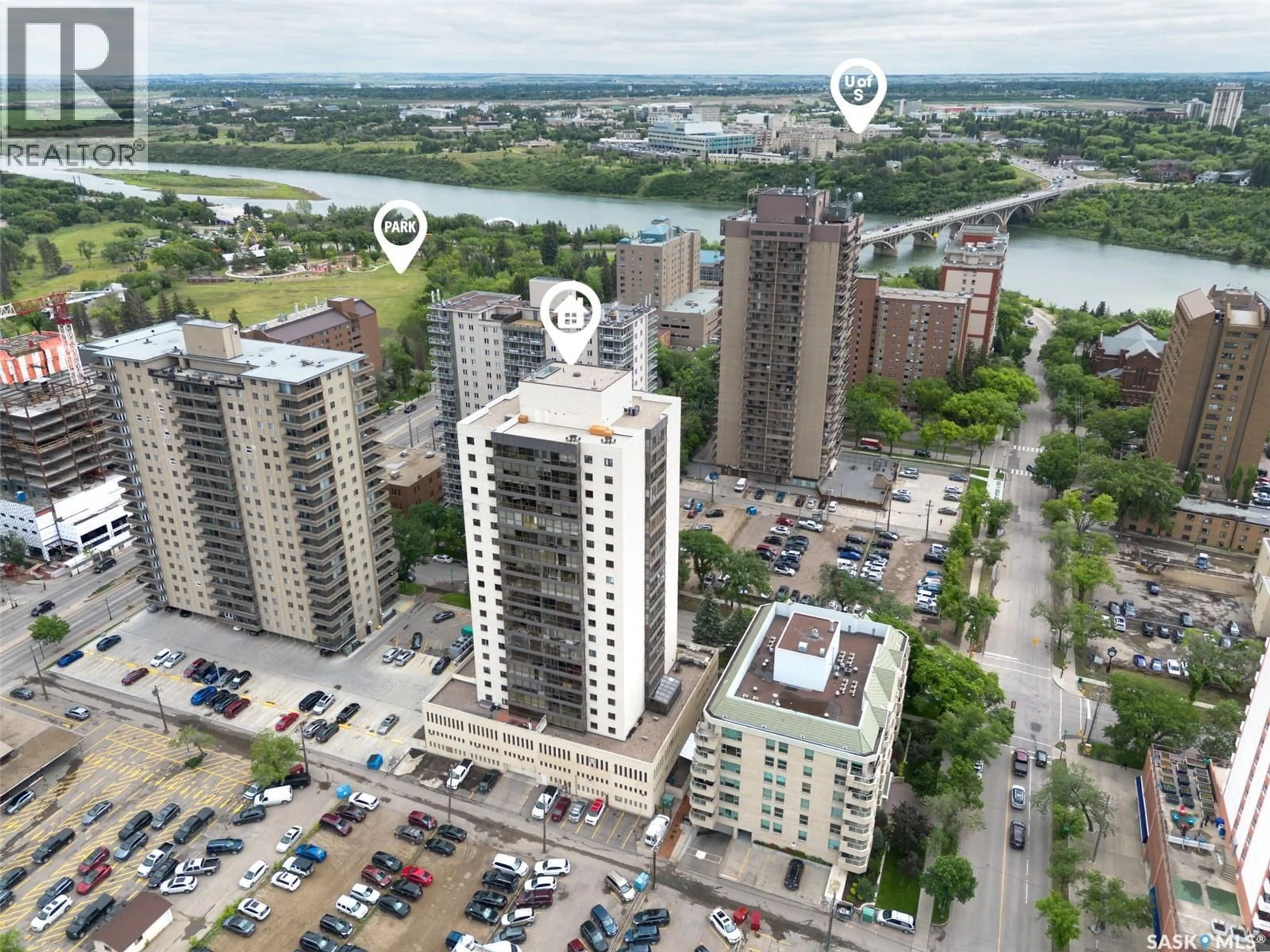 A pic from outside/outdoor area/front of a property/back of a property/a pic from drone, city buildings view from balcony for 602 315 5TH AVENUE N, Saskatoon Saskatchewan S7K2P4
