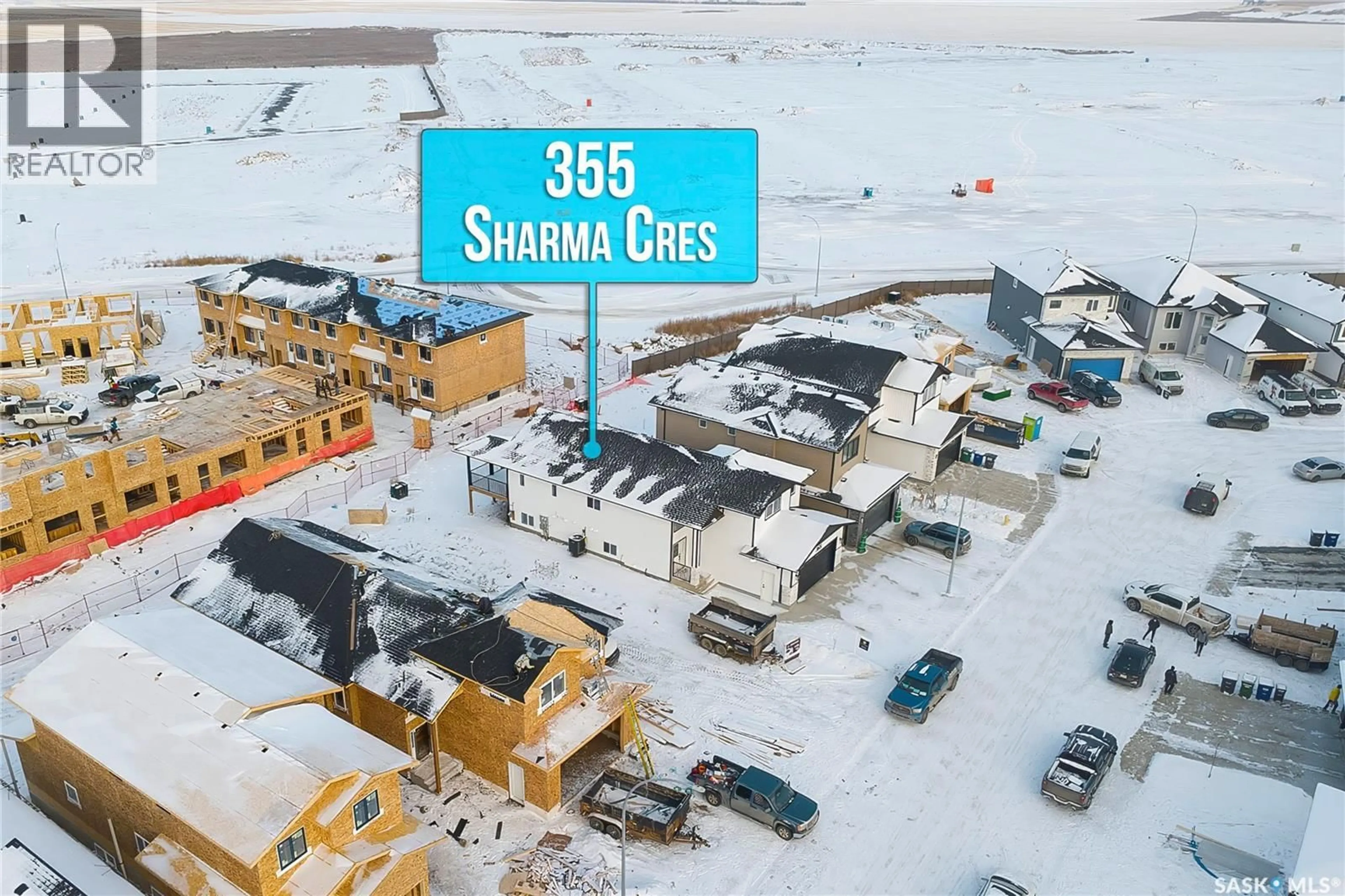 Parking for 355 SHARMA LANE, Saskatoon Saskatchewan S7W1K9