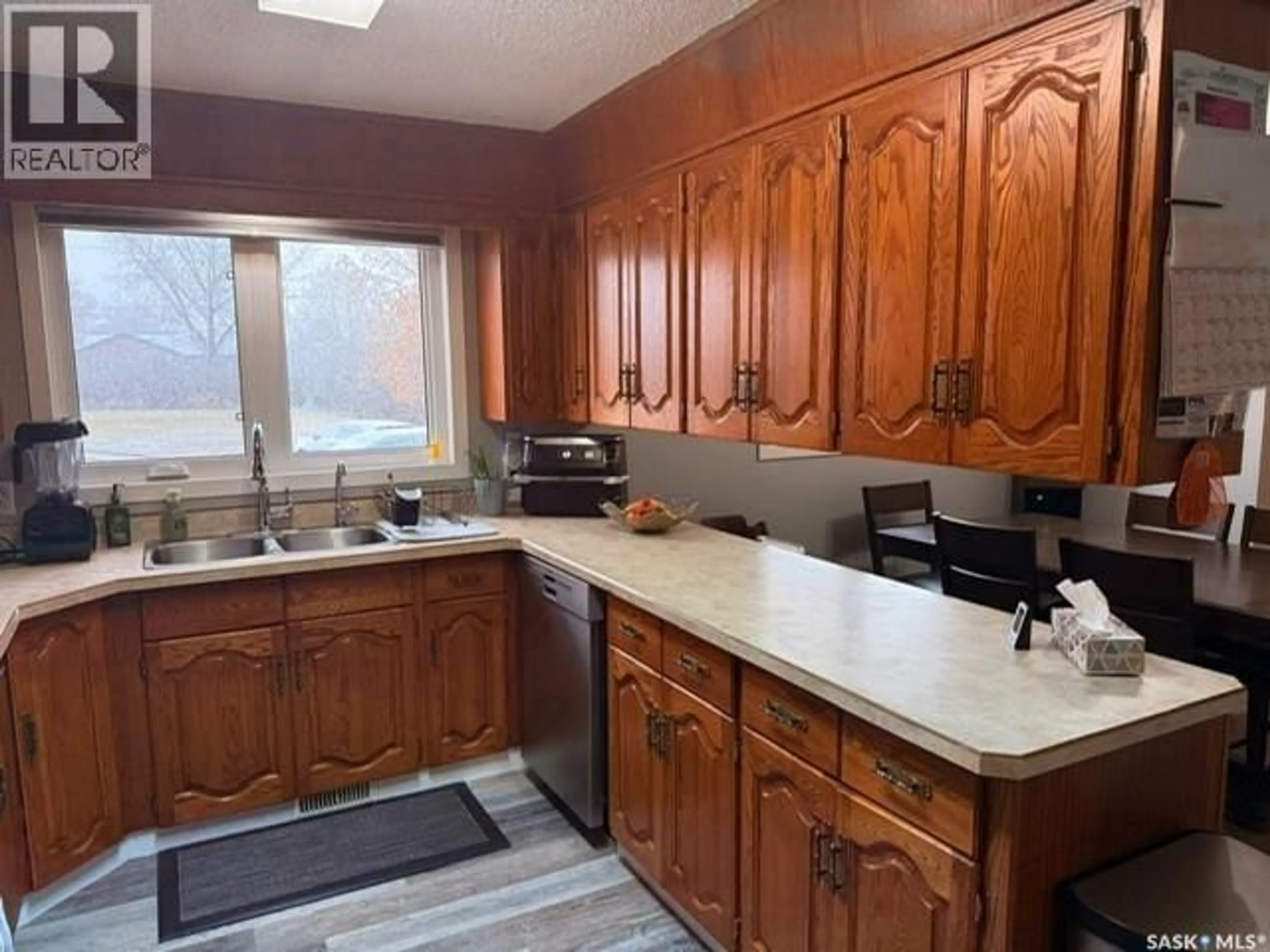 Standard kitchen, unknown for 551 1ST STREET, Lafleche Saskatchewan S0H2K0