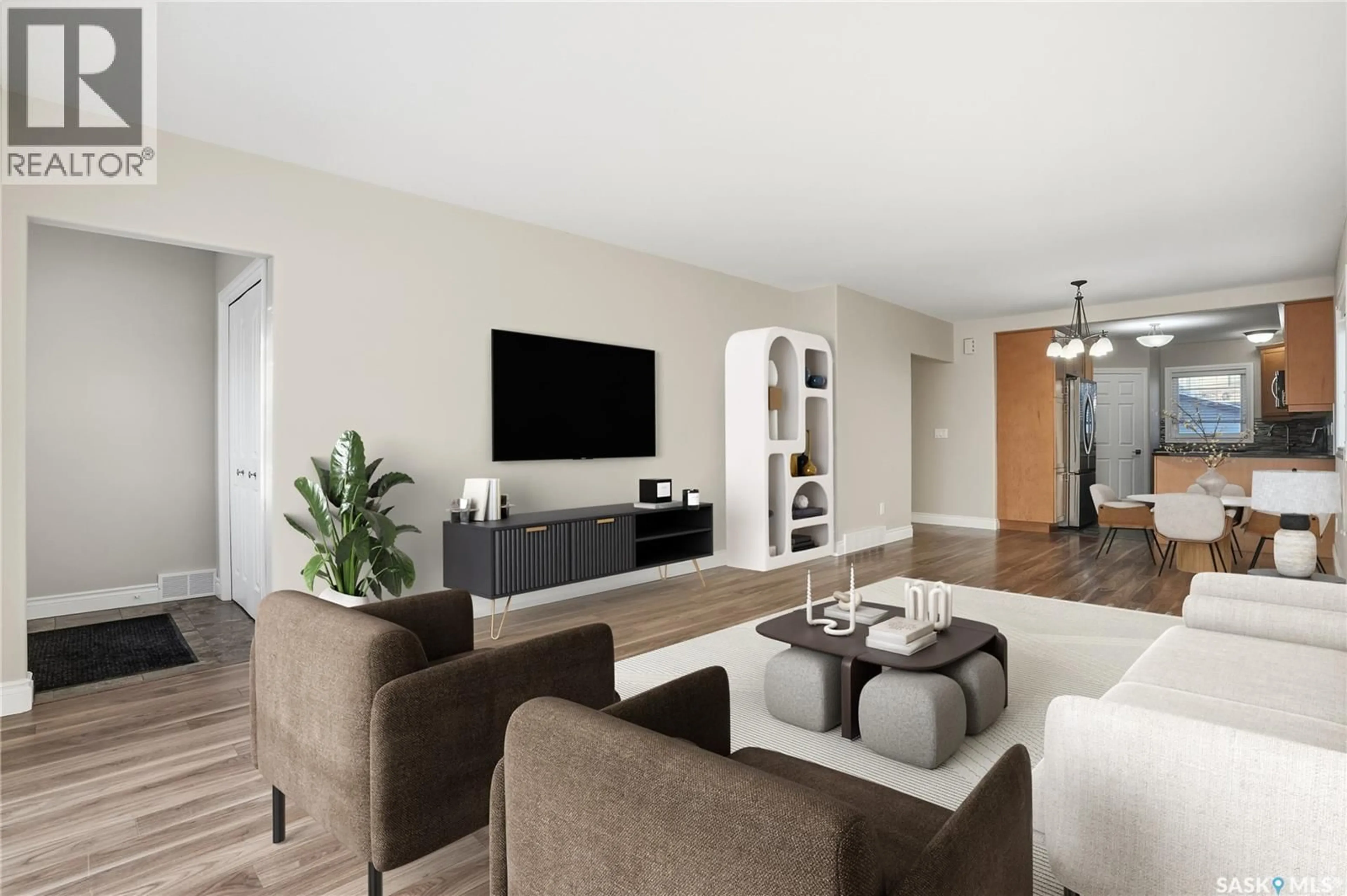 Living room with furniture, unknown for 421 9TH STREET, Saskatoon Saskatchewan S7N0A7