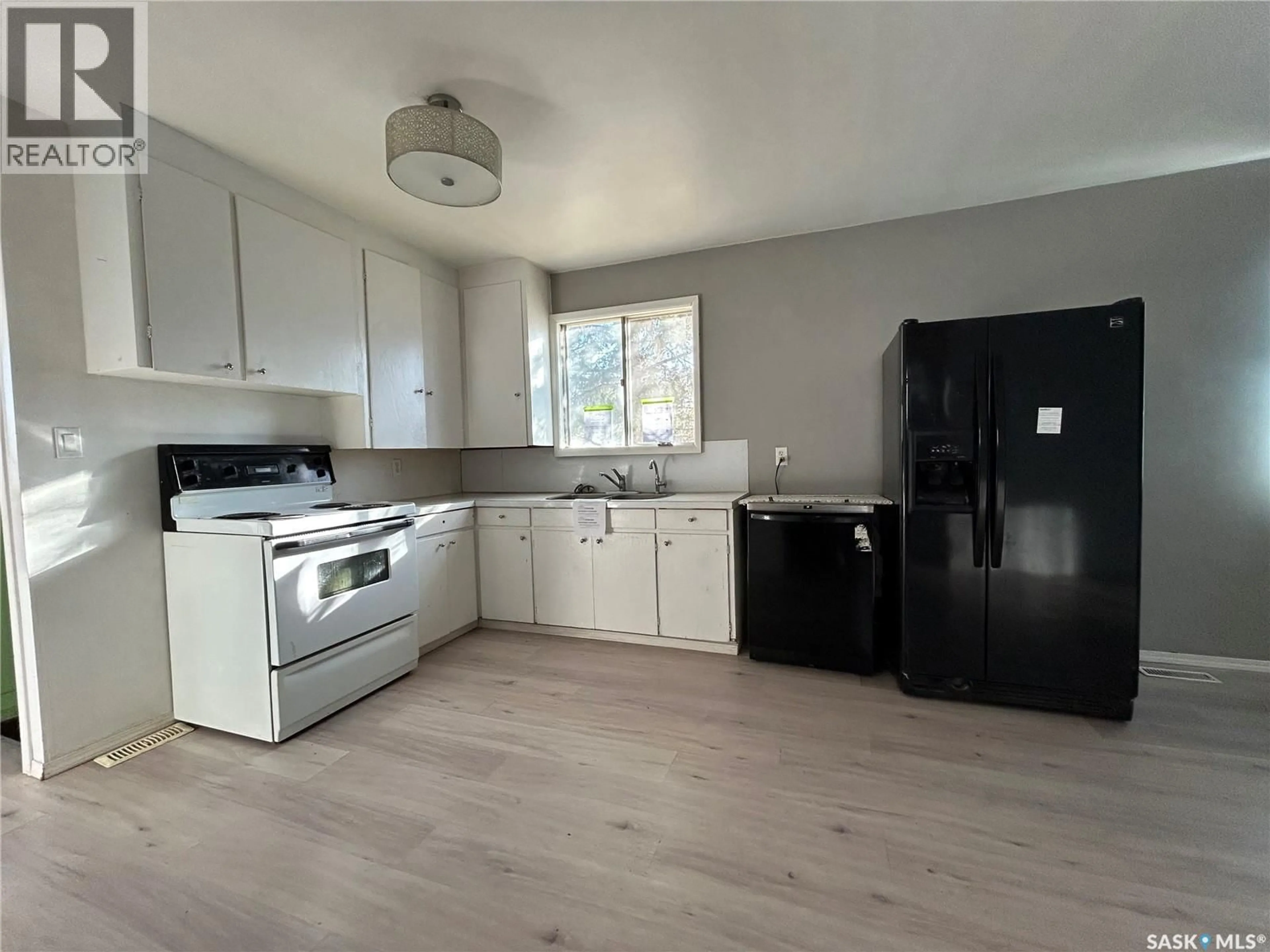 A pic of a room for 723 4TH AVENUE, Whitewood Saskatchewan S0G5C0