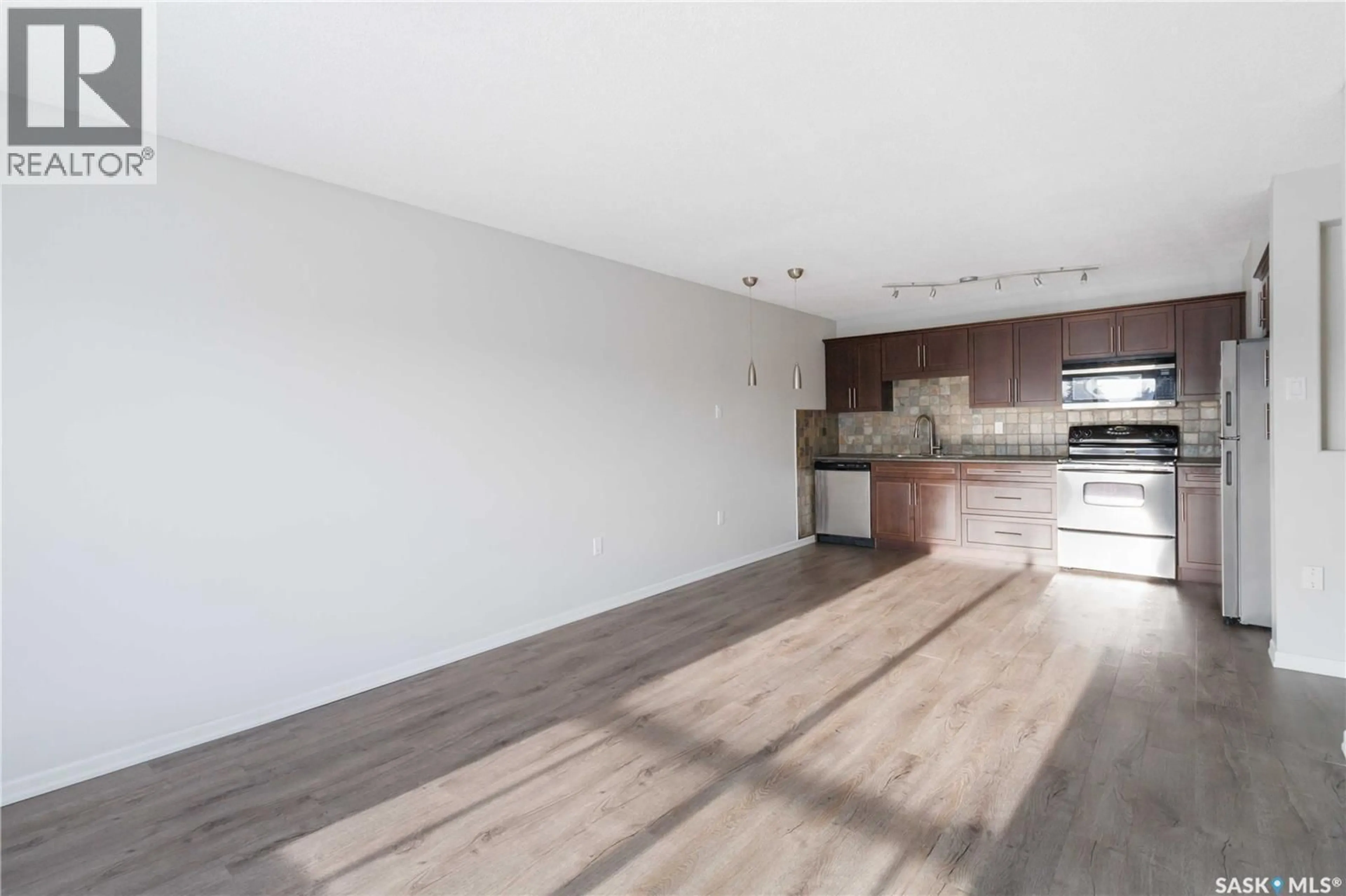 A pic of a room for 24 2 SUMMERS PLACE, Saskatoon Saskatchewan S7H3W4