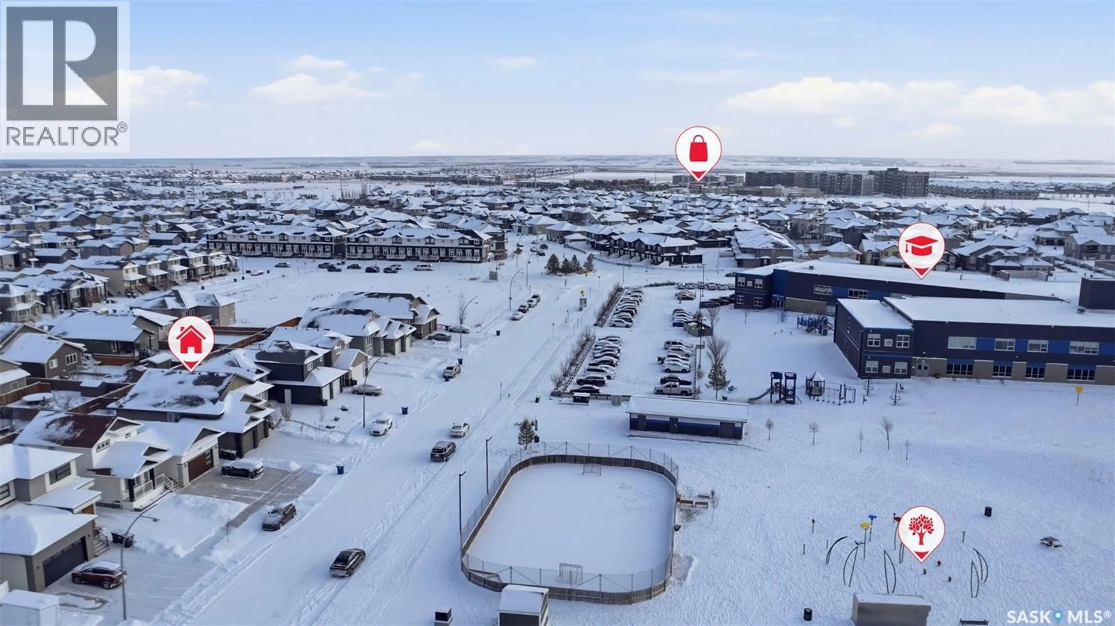 A pic from outside/outdoor area/front of a property/back of a property/a pic from drone, unknown for 914 EVERGREEN BOULEVARD, Saskatoon Saskatchewan S7W0N6