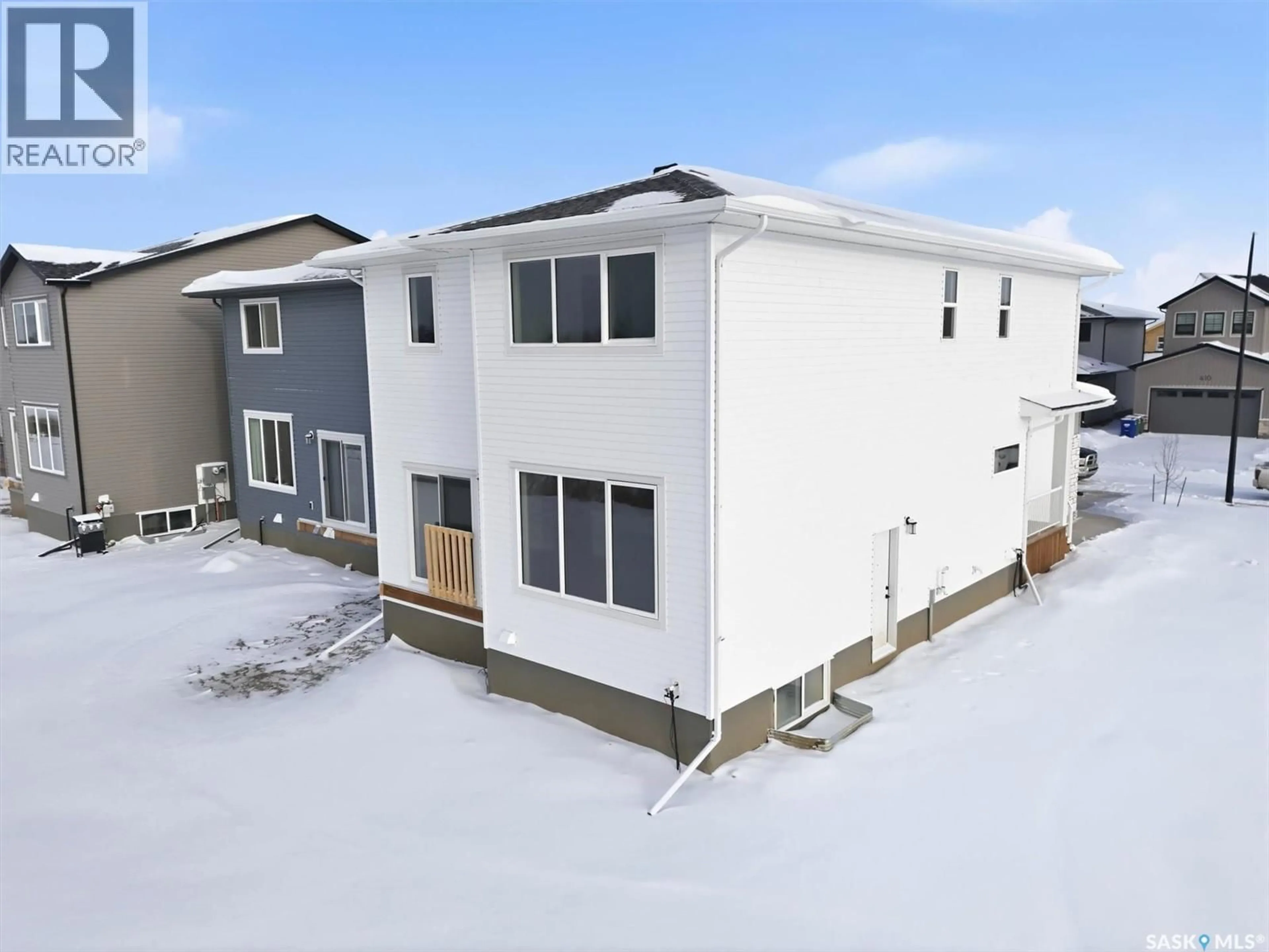 A pic from outside/outdoor area/front of a property/back of a property/a pic from drone, building for 470 COCKCROFT PLACE, Saskatoon Saskatchewan S7V1Y9