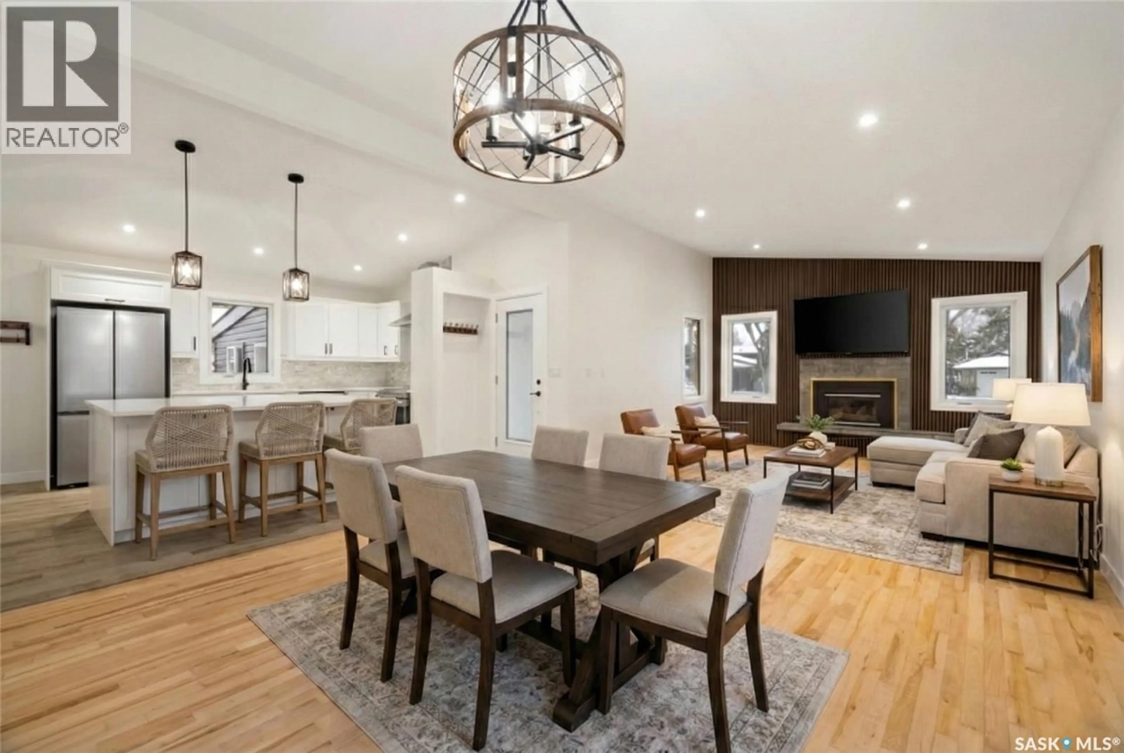 Open concept kitchen, wood/laminate floor for 78 SUNSET DRIVE, Regina Saskatchewan S4S2R7