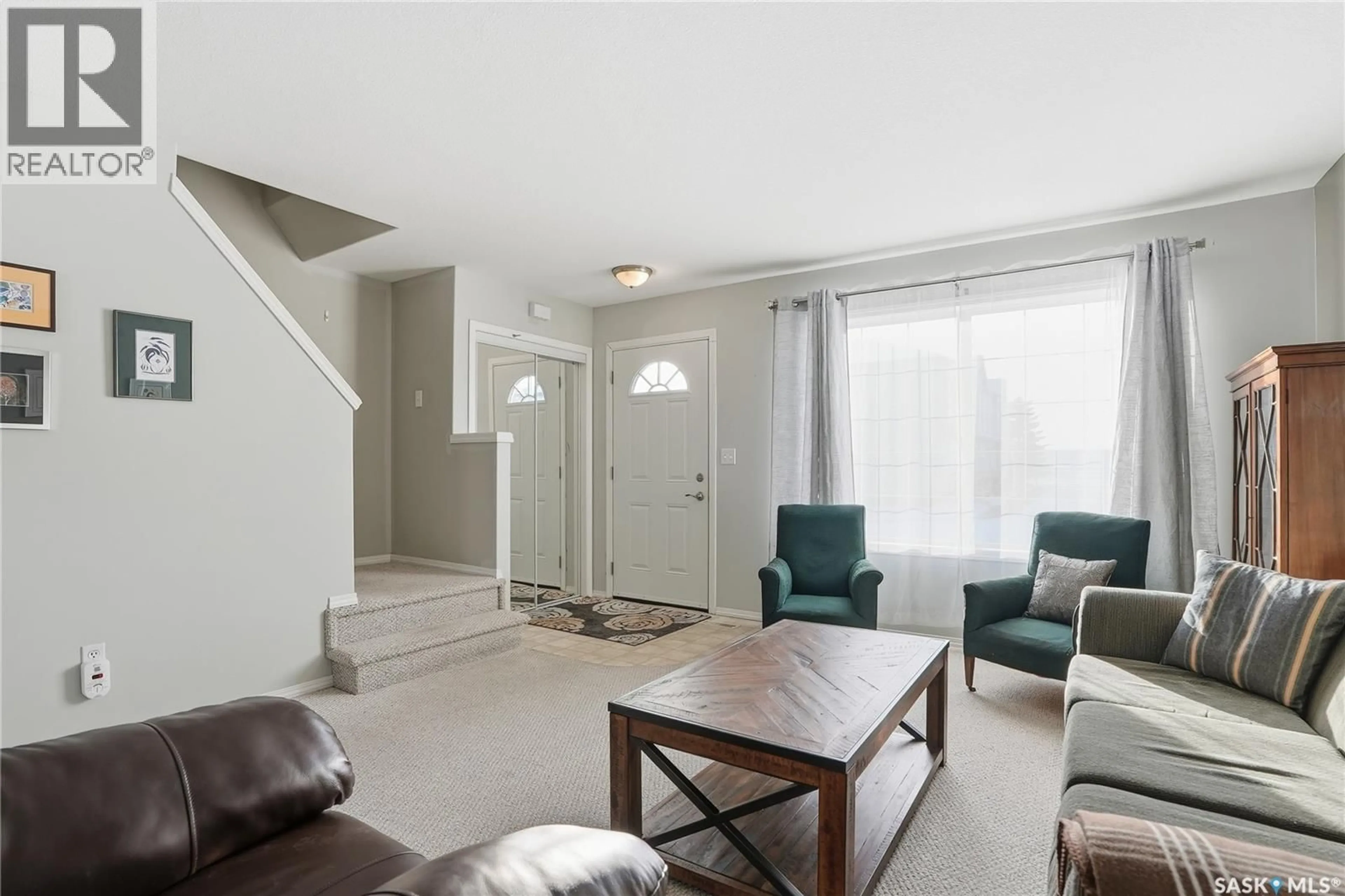 Living room with furniture, unknown for 663 - 206 BECKETT CRESCENT, Saskatoon Saskatchewan S7N4X2