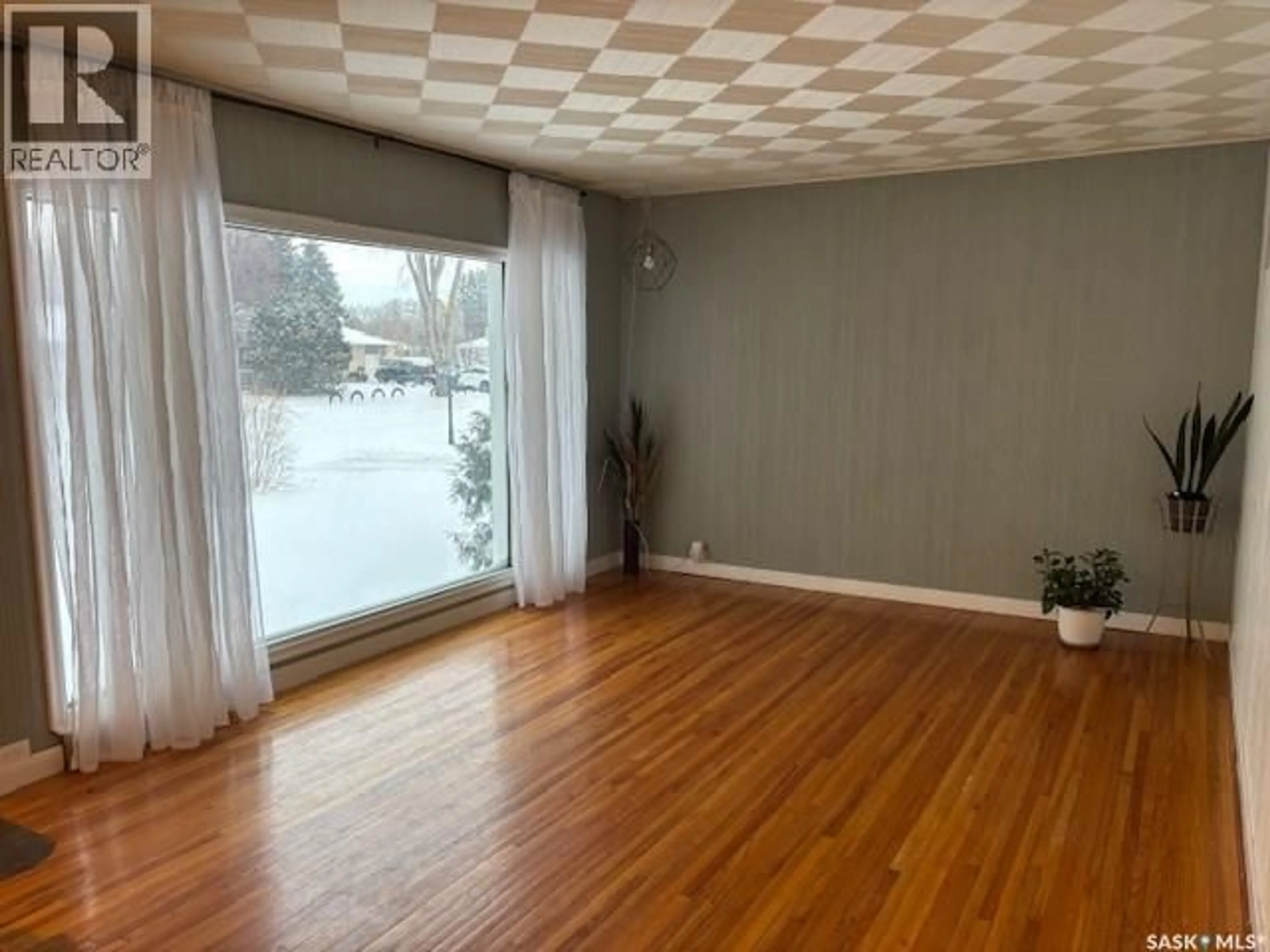A pic of a room for 124 8TH AVENUE, Canora Saskatchewan S0A0L0