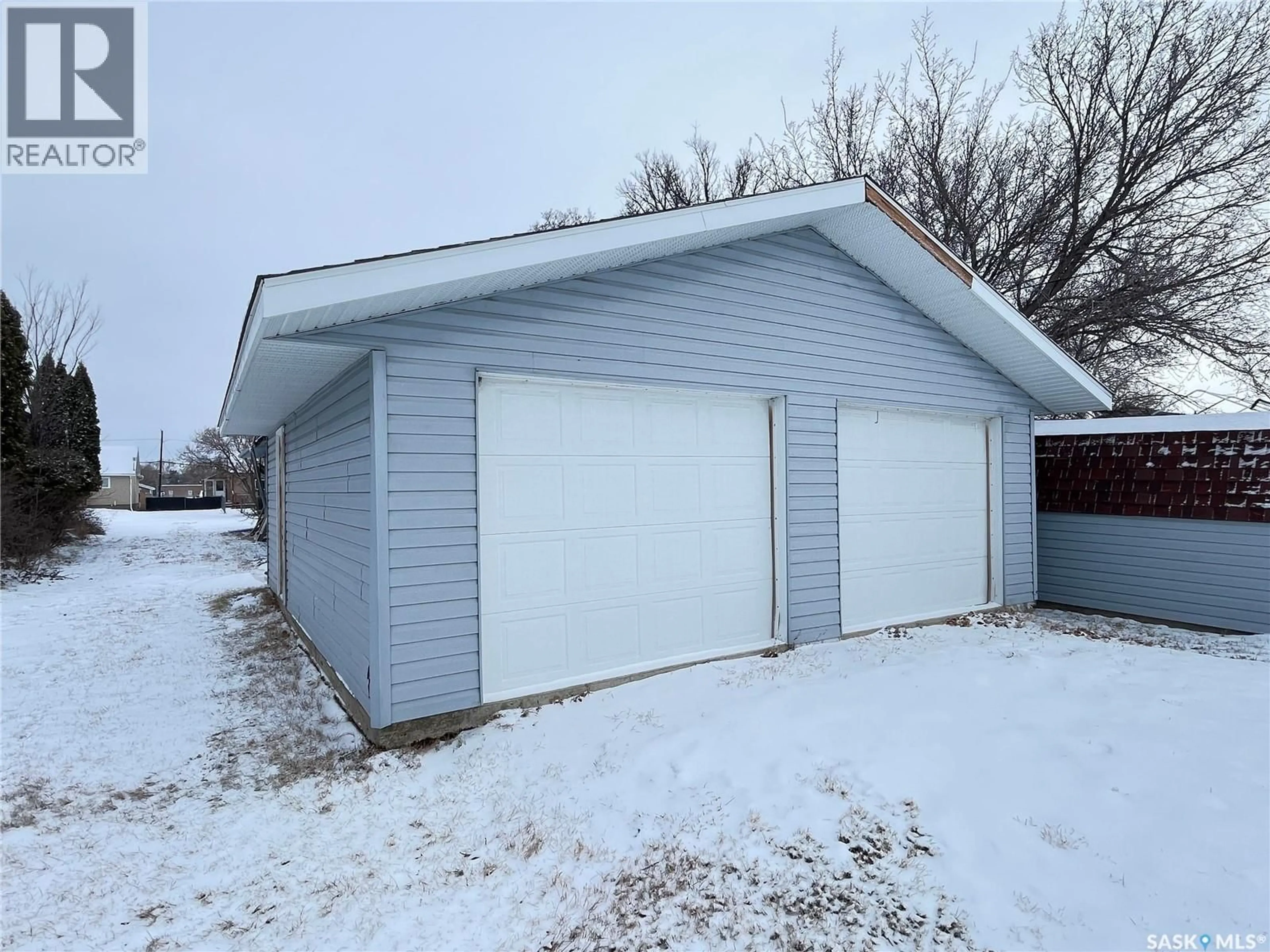 Shed for 314 LONSDALE STREET, Maple Creek Saskatchewan S0N1N0
