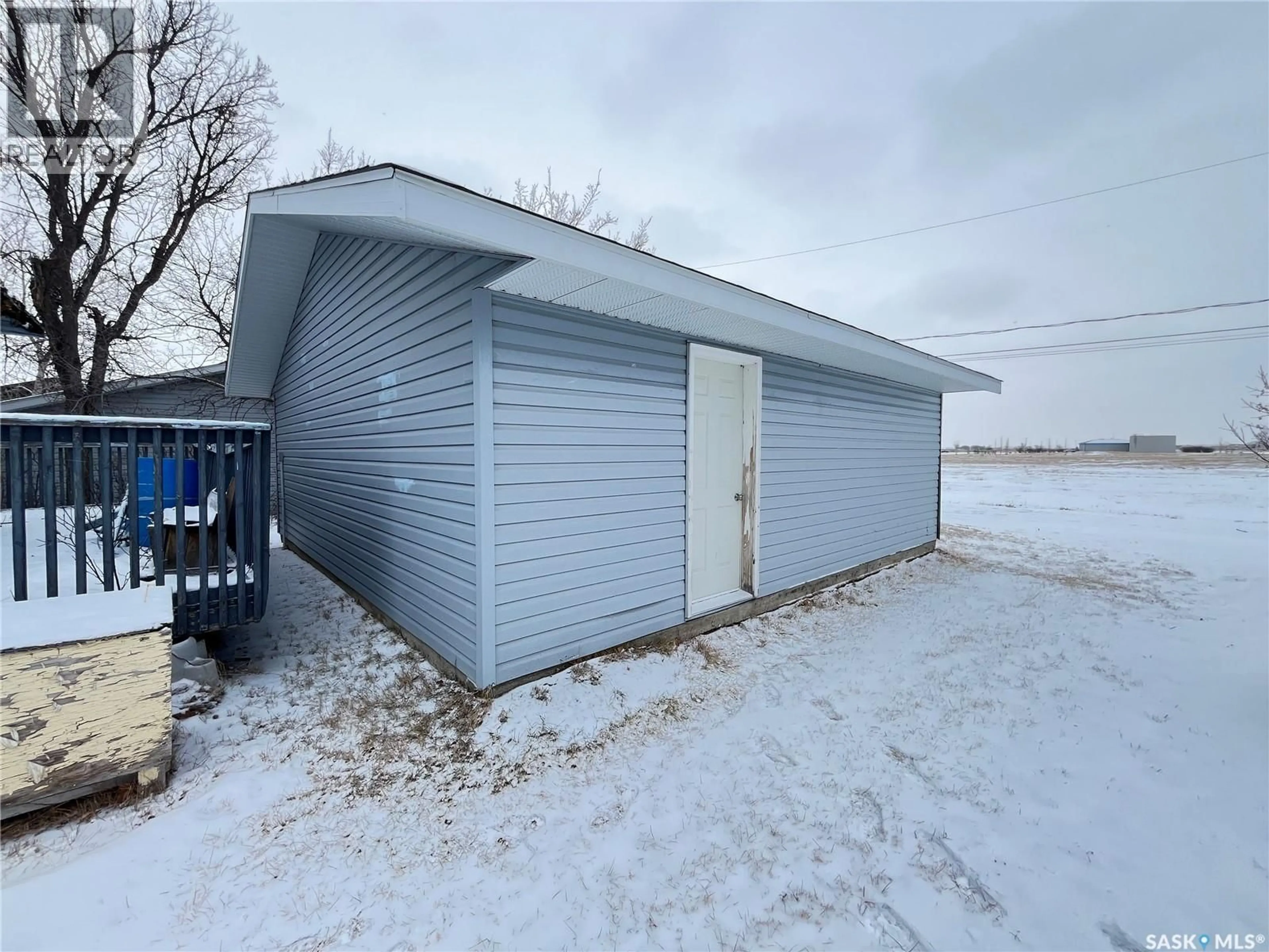 Shed for 314 LONSDALE STREET, Maple Creek Saskatchewan S0N1N0