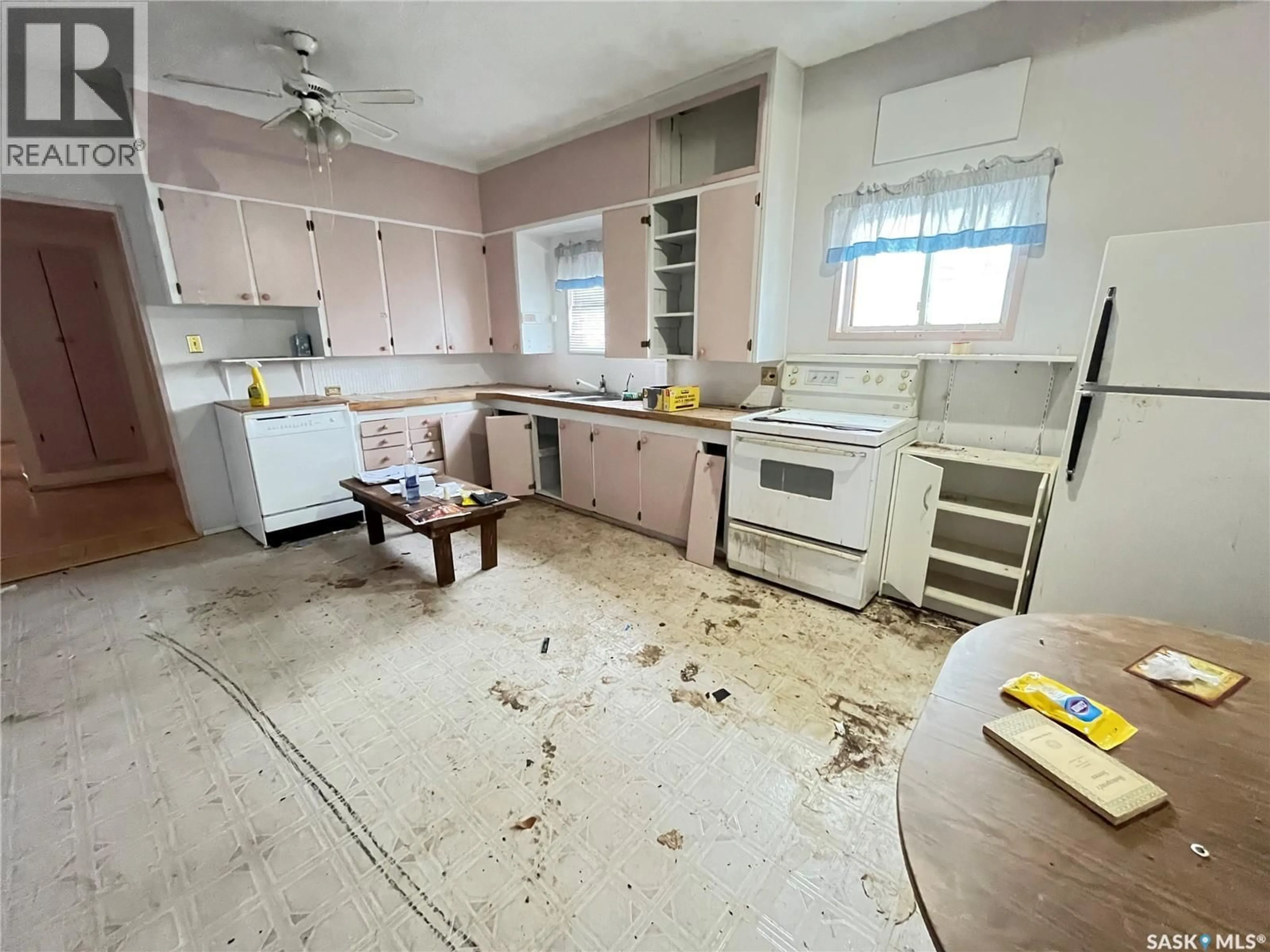 Unknown for 314 LONSDALE STREET, Maple Creek Saskatchewan S0N1N0