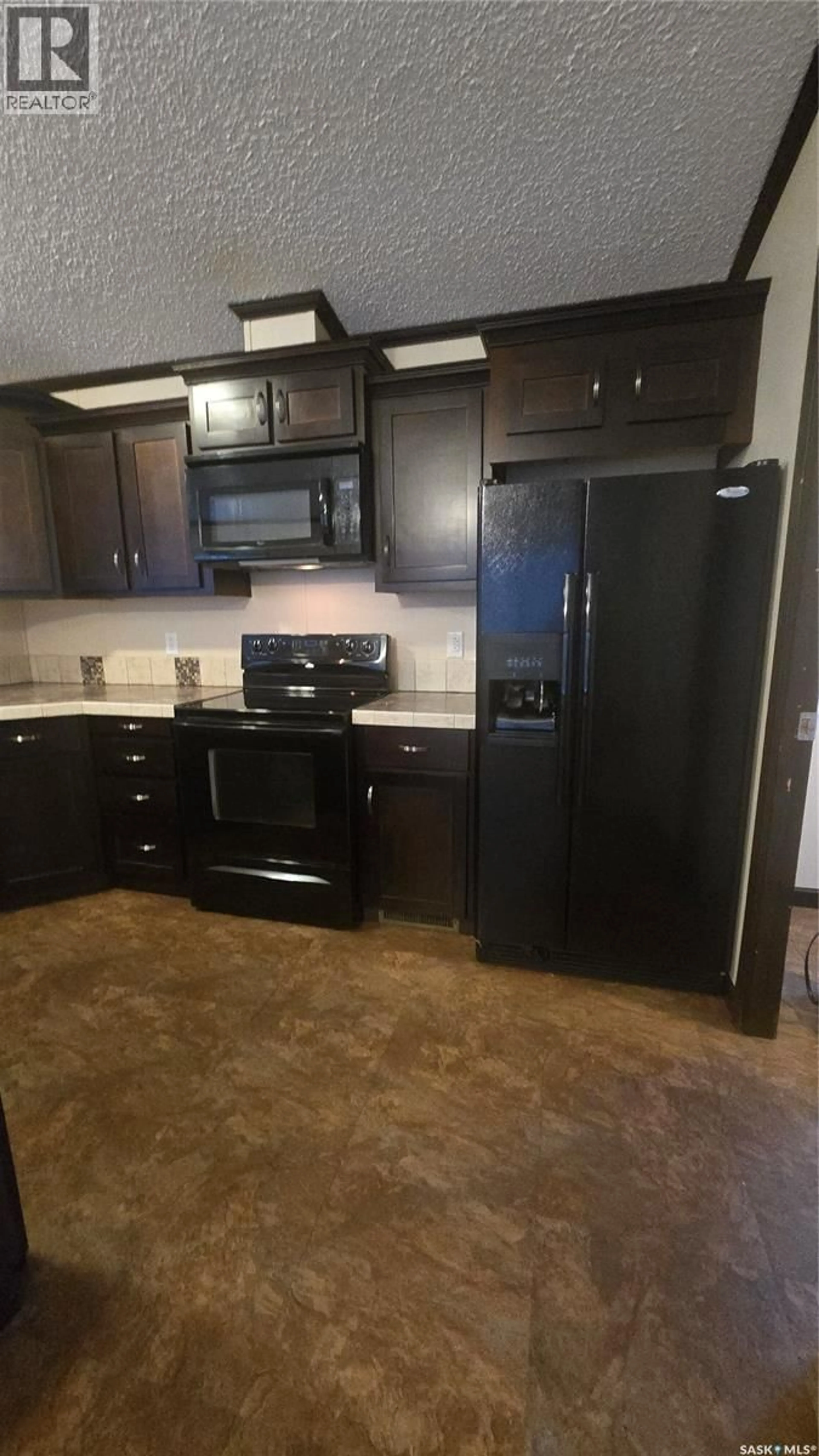 Standard kitchen, unknown for 132 FULLER CRESCENT, Carievale Saskatchewan S0C0P0