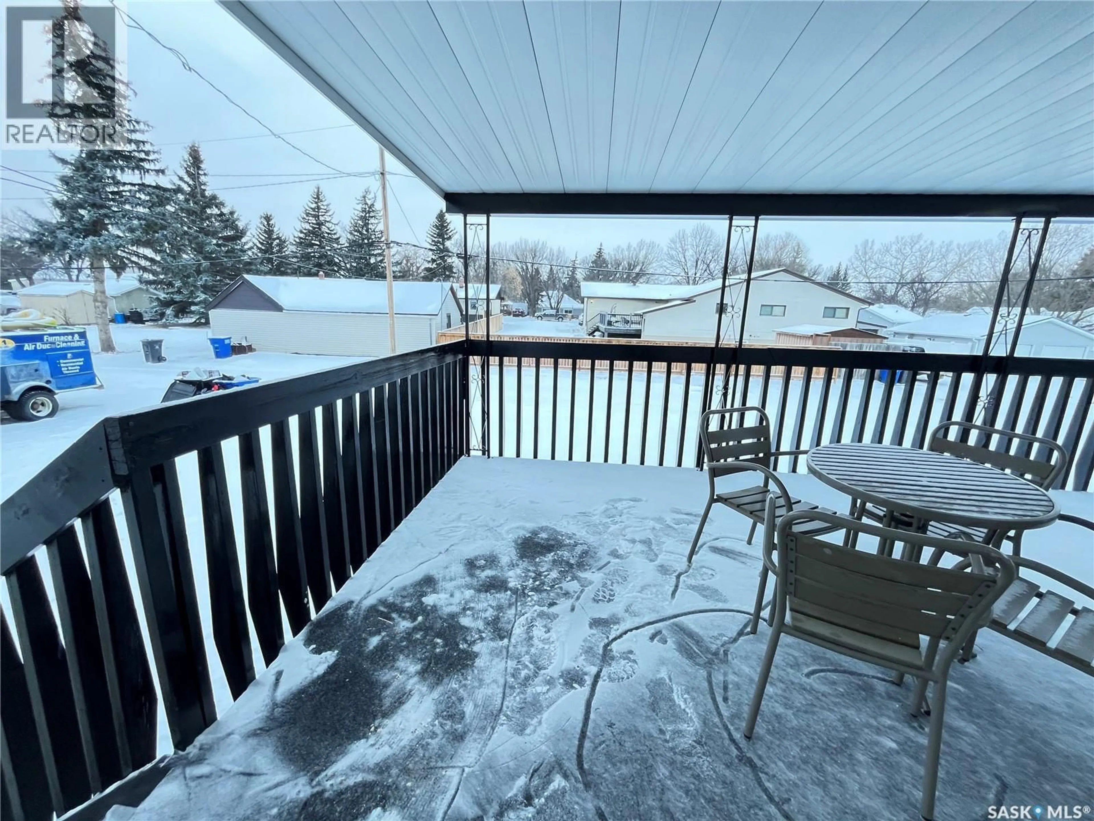 Patio, water/lake/river/ocean view for 6 STOCKDALE CRESCENT, Maple Creek Saskatchewan S0N1N0