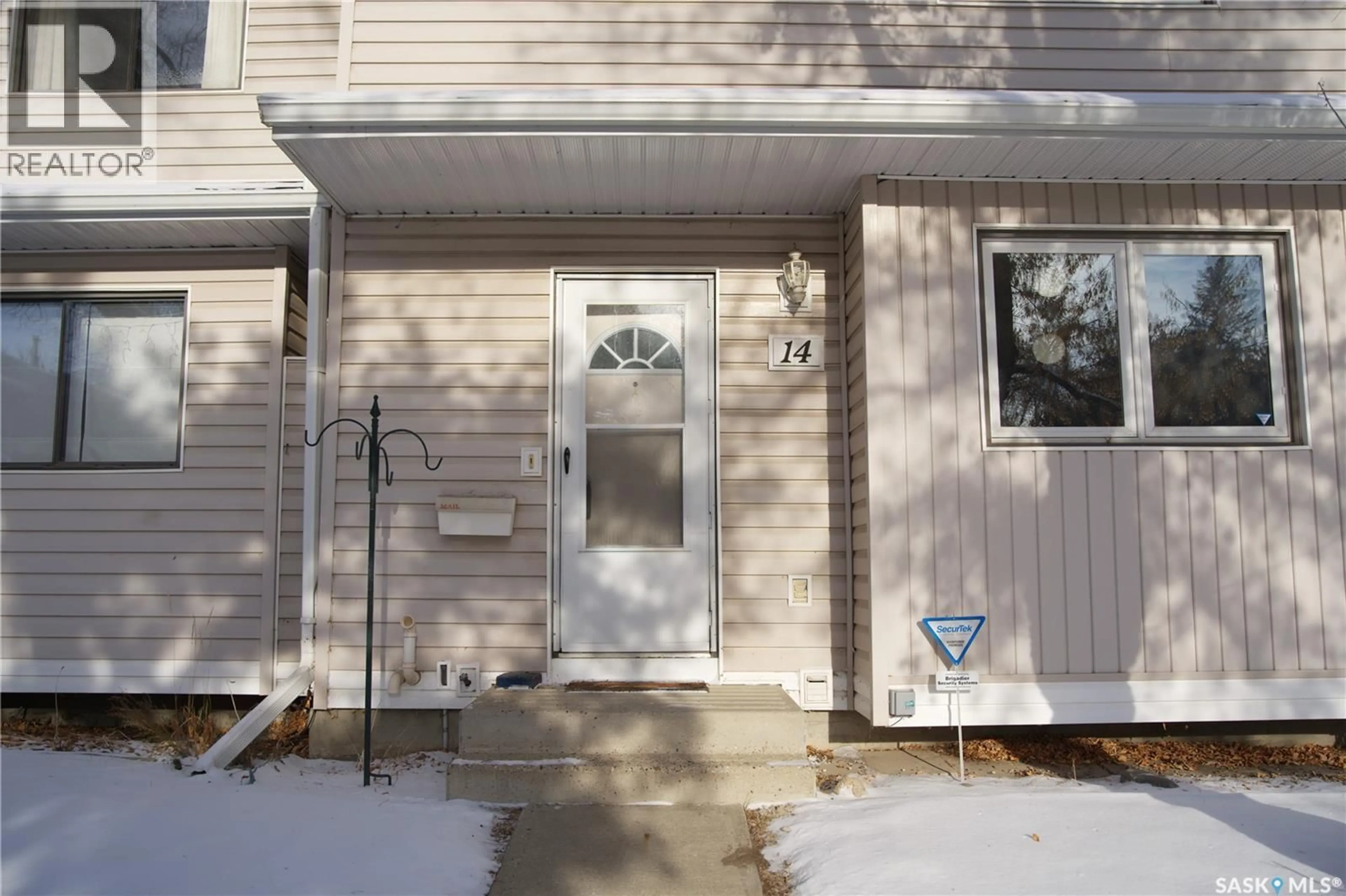 Unknown for 14 330 HAIGHT CRESCENT, Saskatoon Saskatchewan S7H4V9