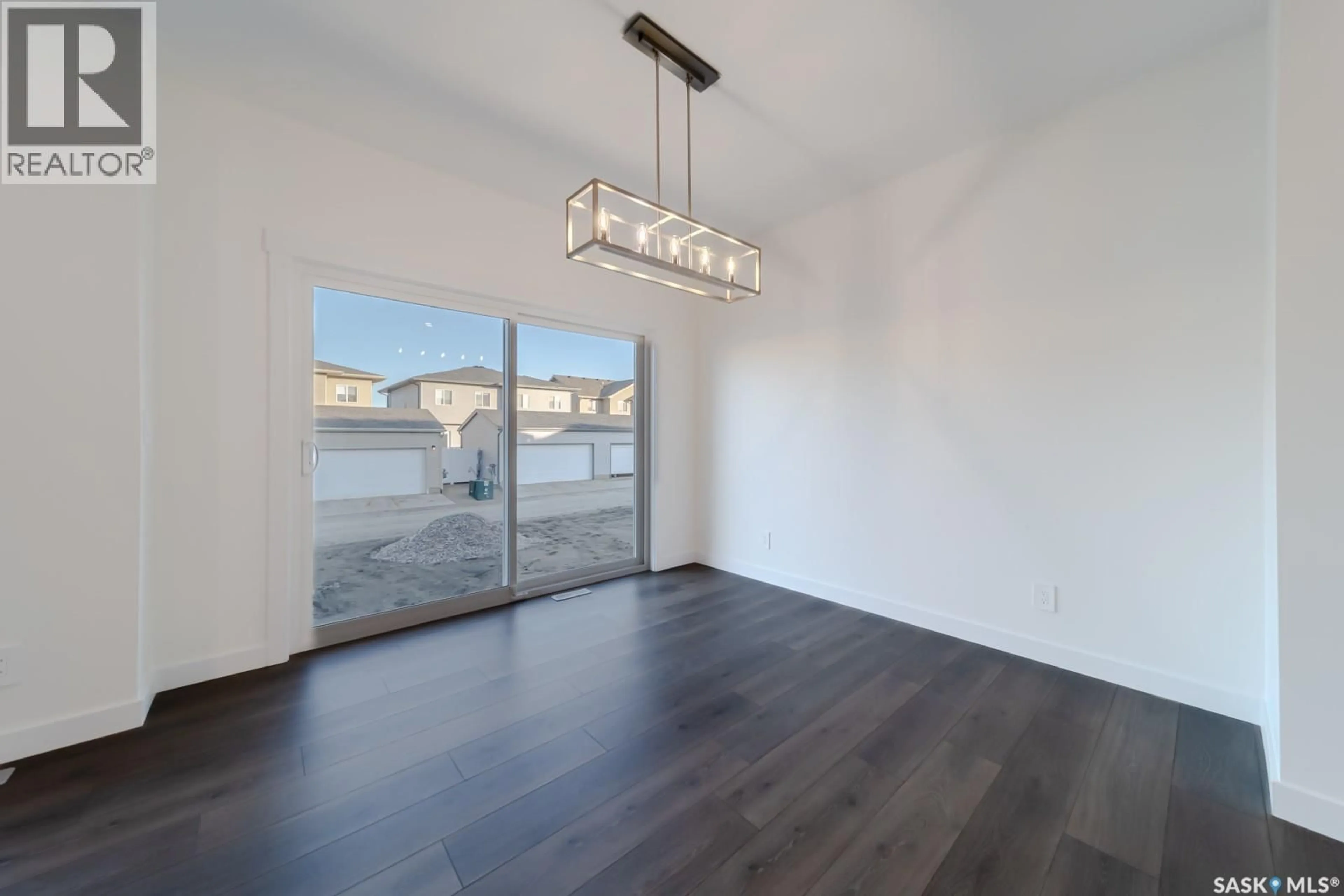 Unknown for 214 DORAN WAY, Saskatoon Saskatchewan S7V1Z5