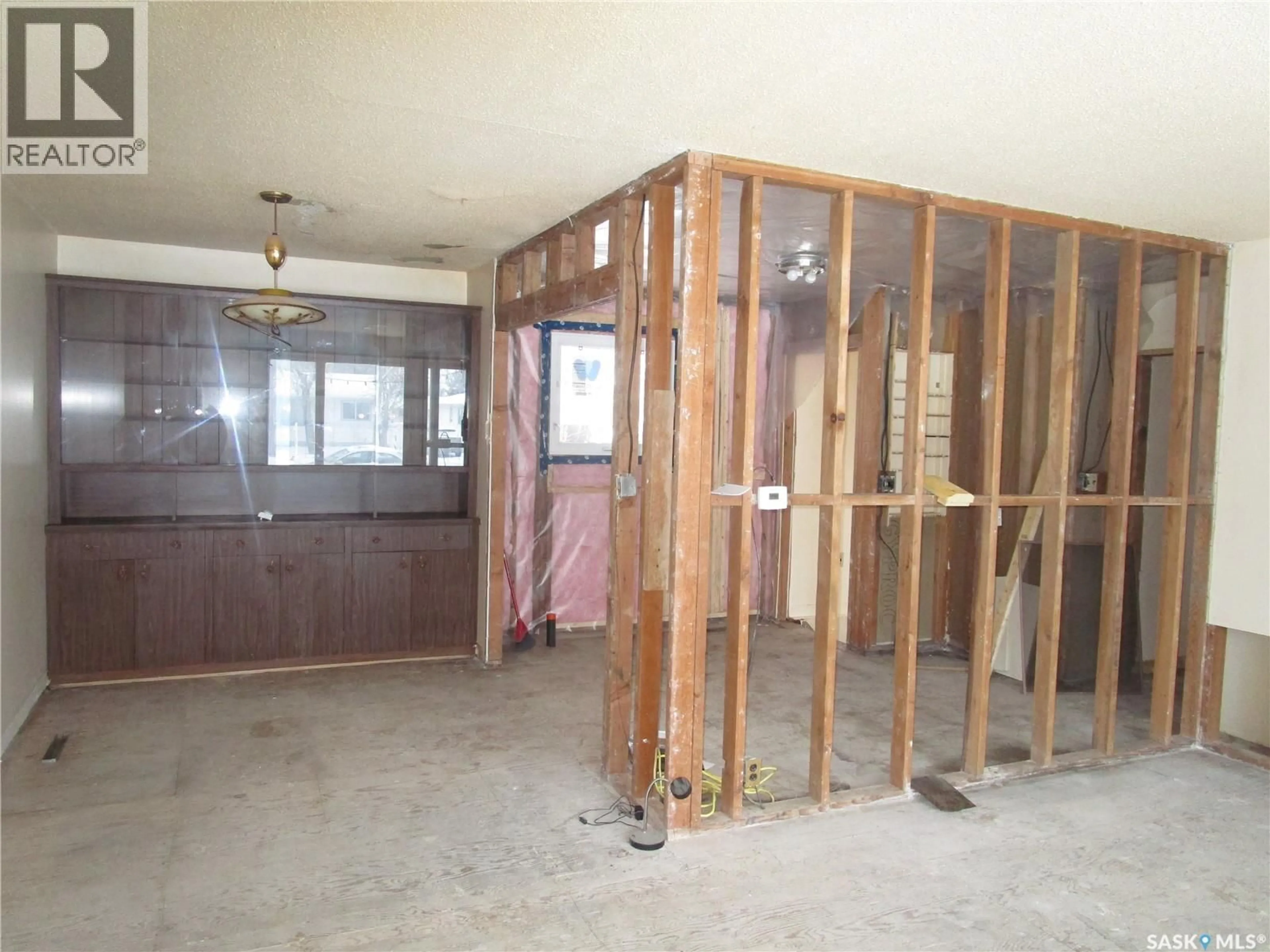 A pic of a room for 514 3RD AVENUE, Assiniboia Saskatchewan S0H0B0