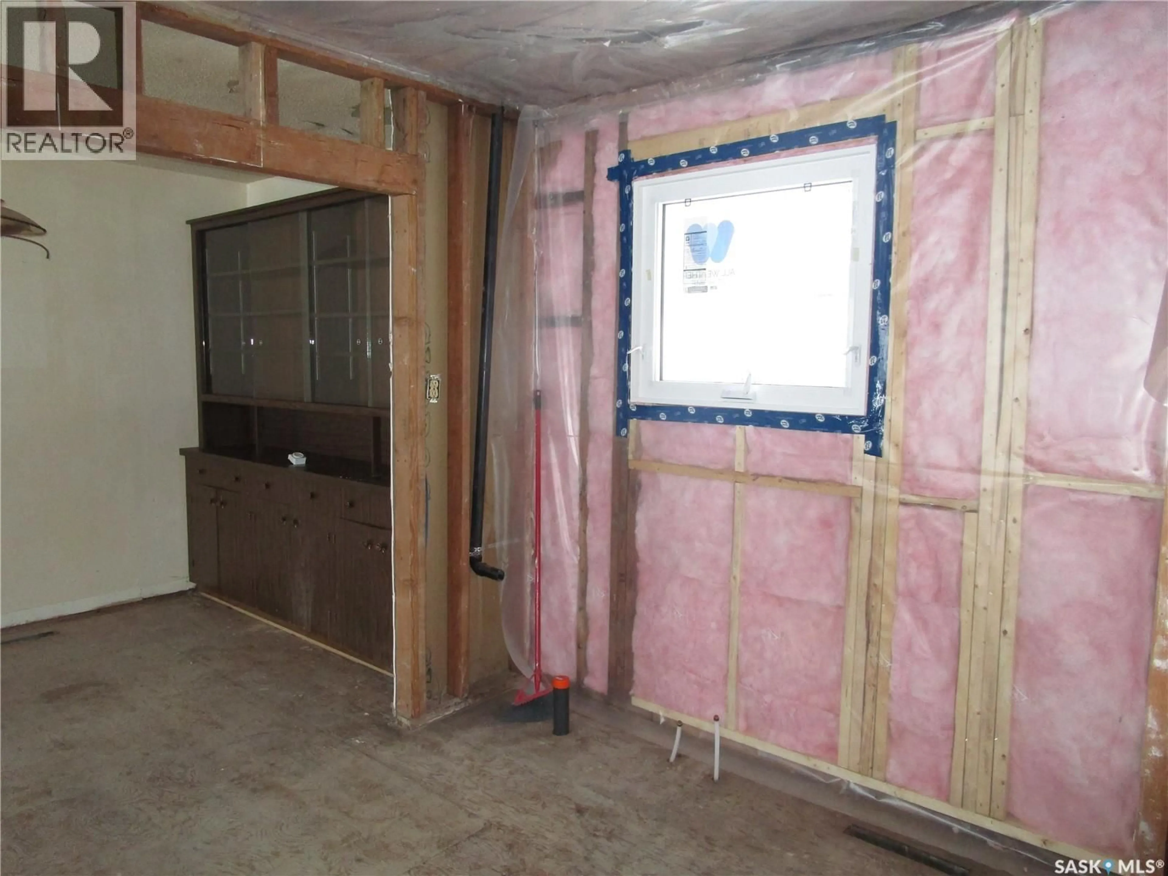A pic of a room for 514 3RD AVENUE, Assiniboia Saskatchewan S0H0B0