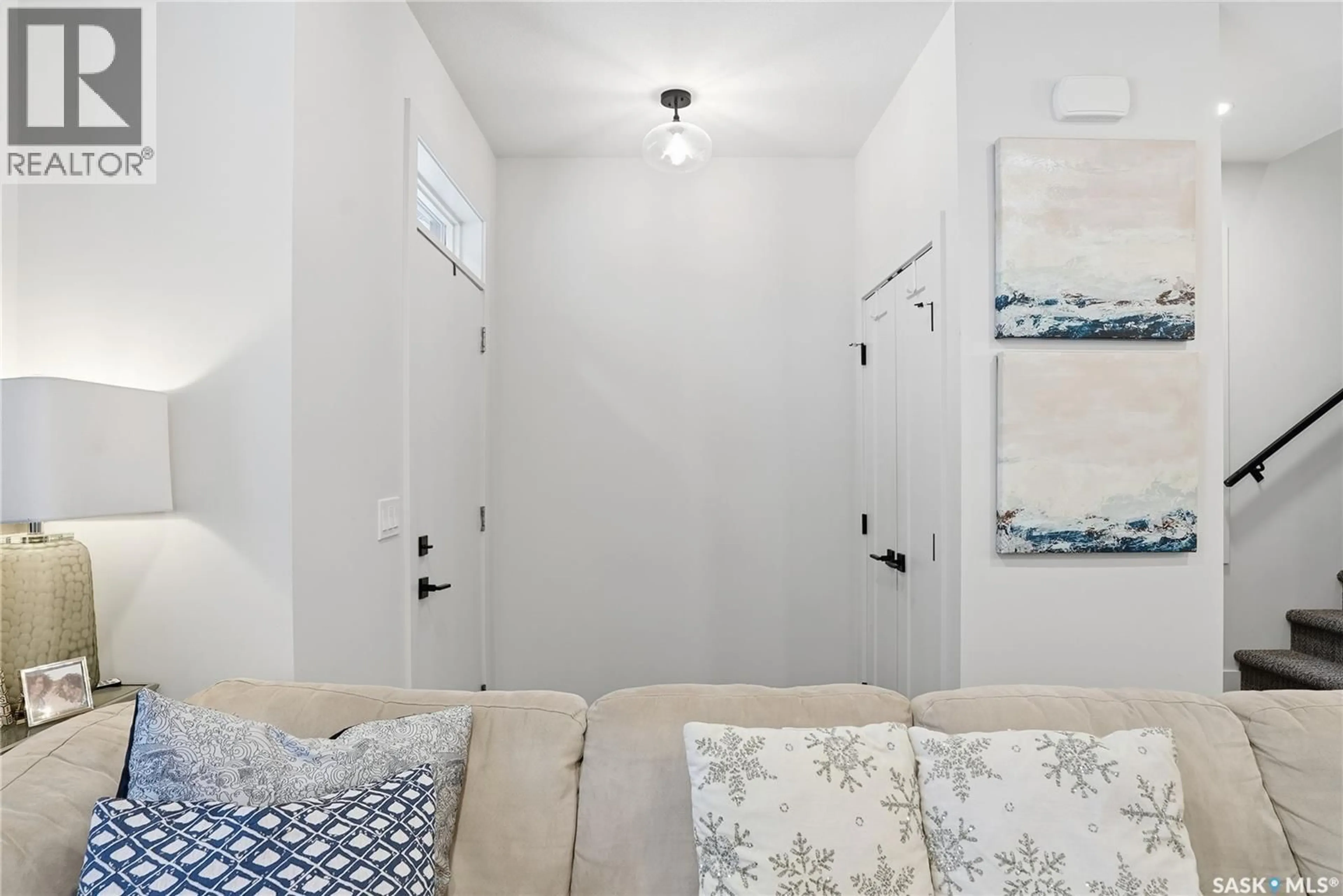 Unknown for 712 7TH STREET, Saskatoon Saskatchewan S7H0Y2