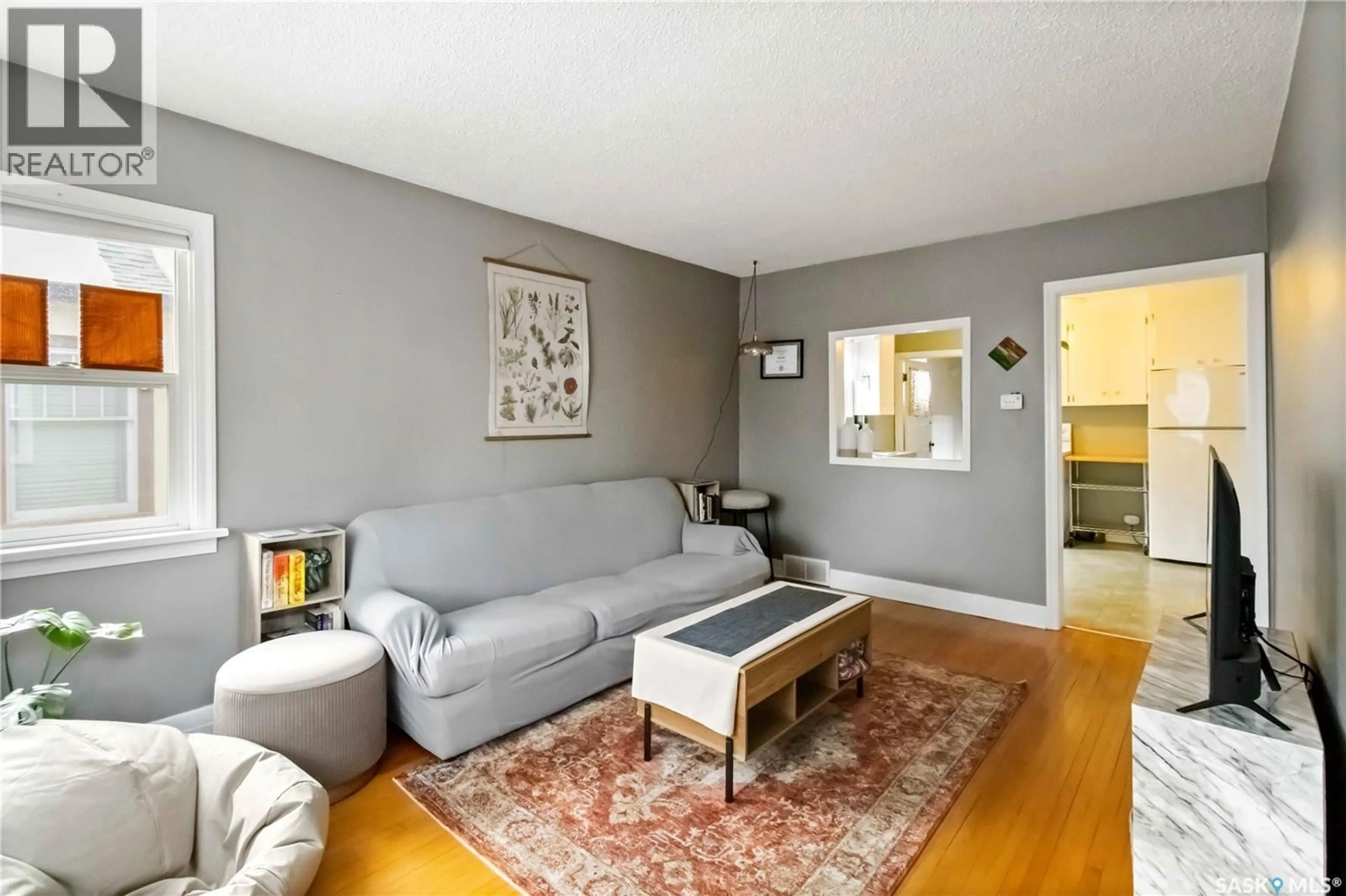 Living room with furniture, unknown for 315 I AVENUE, Saskatoon Saskatchewan S7M1Y1