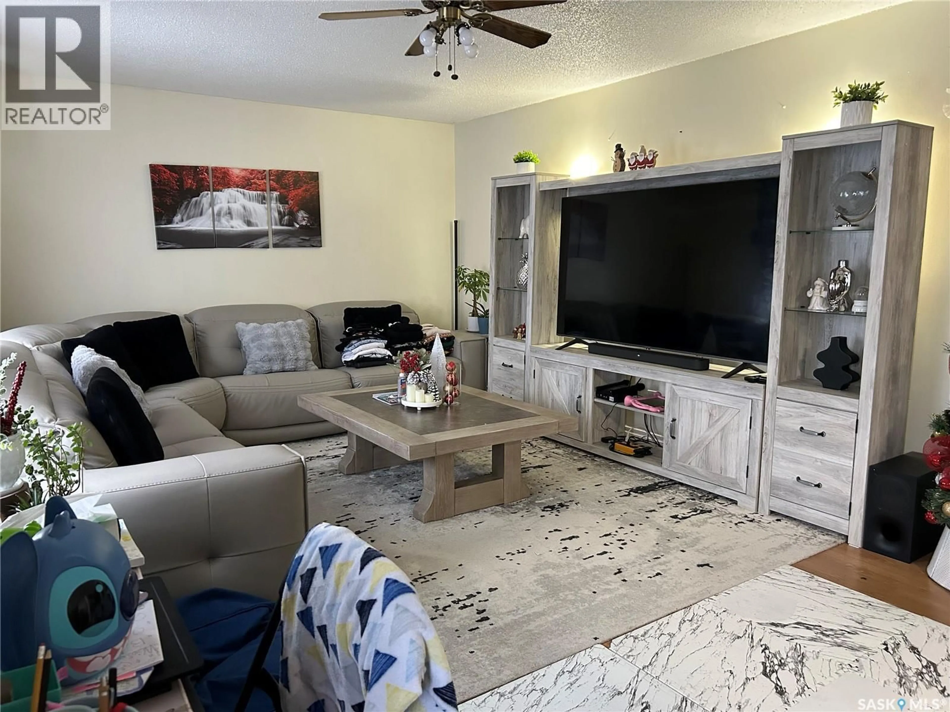 Living room with furniture, unknown for 629 GEORGE STREET, Estevan Saskatchewan S4A1L8