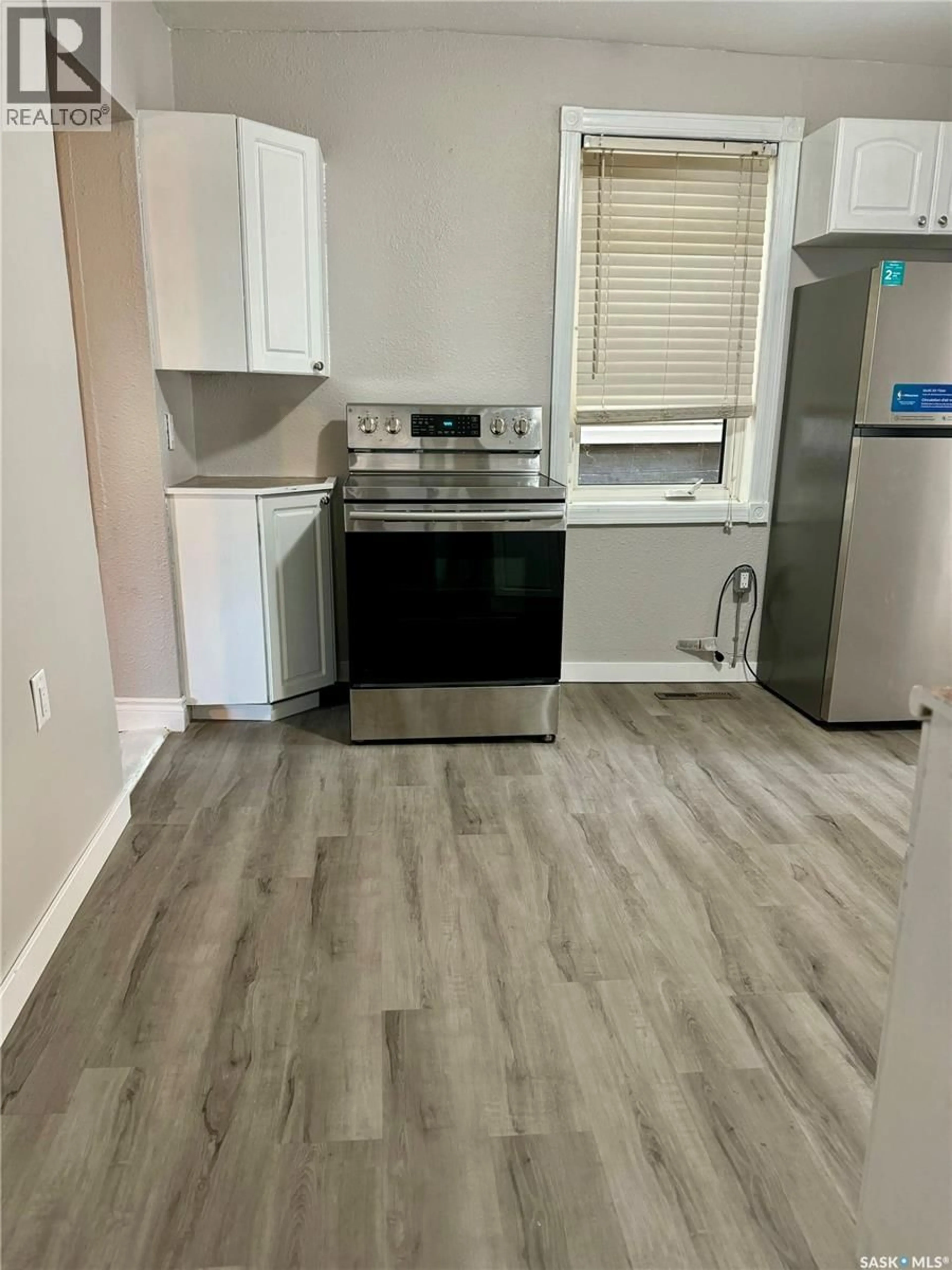 Unknown for 1945 WALLACE STREET, Regina Saskatchewan S4N4A1