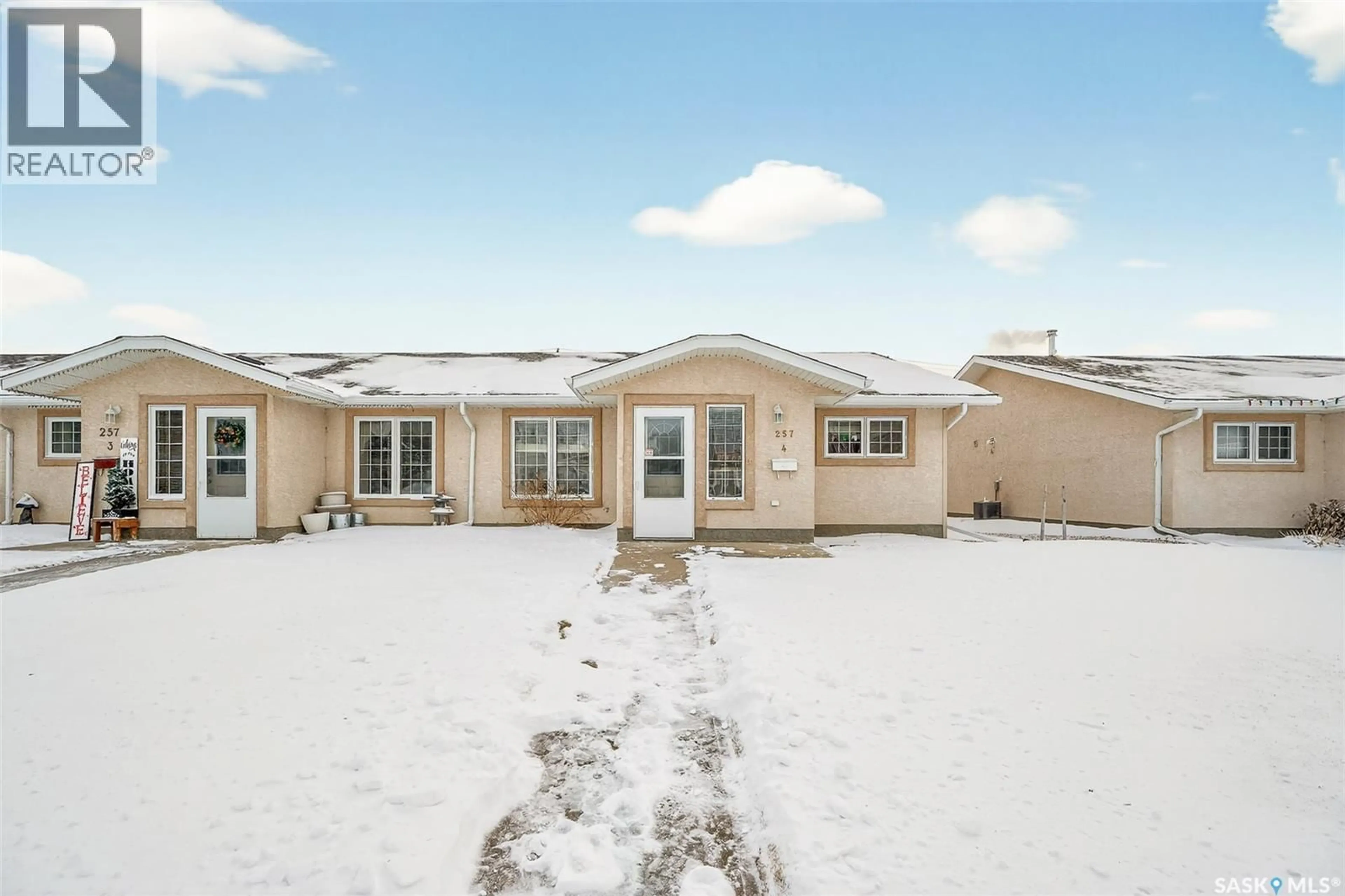 Unknown for 4 257 FAIRFORD STREET W, Moose Jaw Saskatchewan S6H1V5