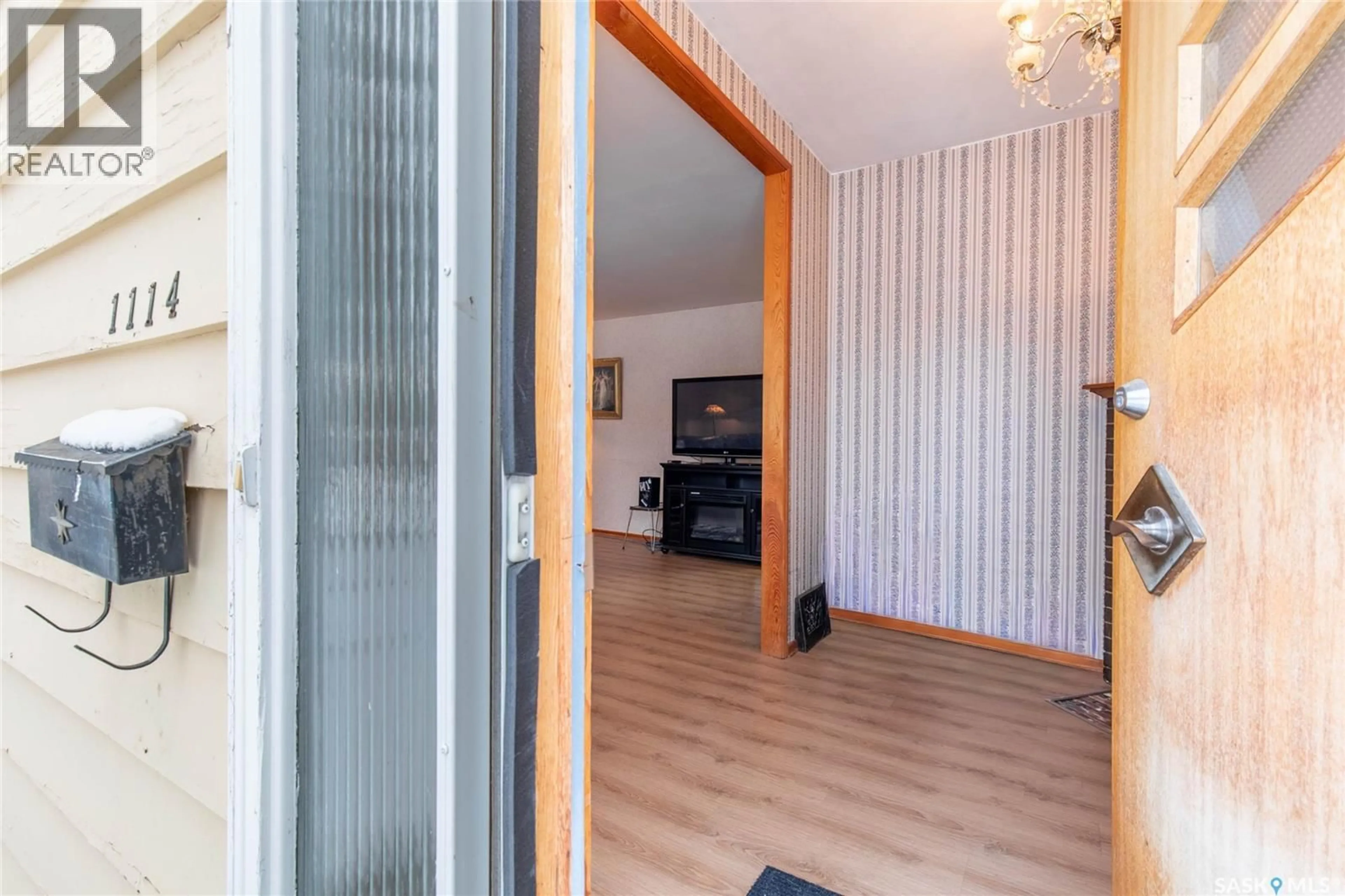 Unknown for 1114 6TH AVENUE, Moose Jaw Saskatchewan S6H4A6