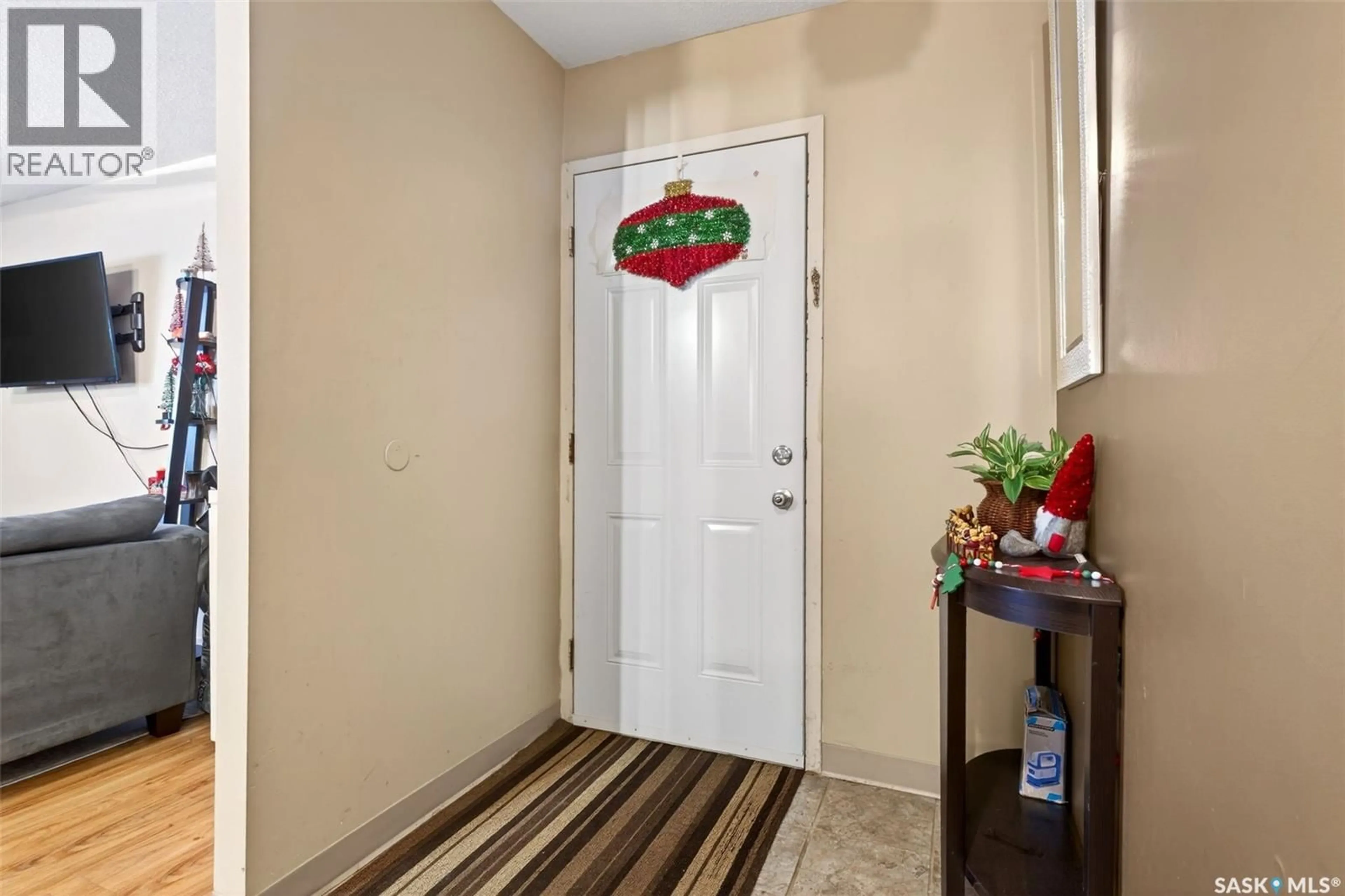 Indoor entryway for 23 - 11 CENTENNIAL STREET, Regina Saskatchewan S4S6K7