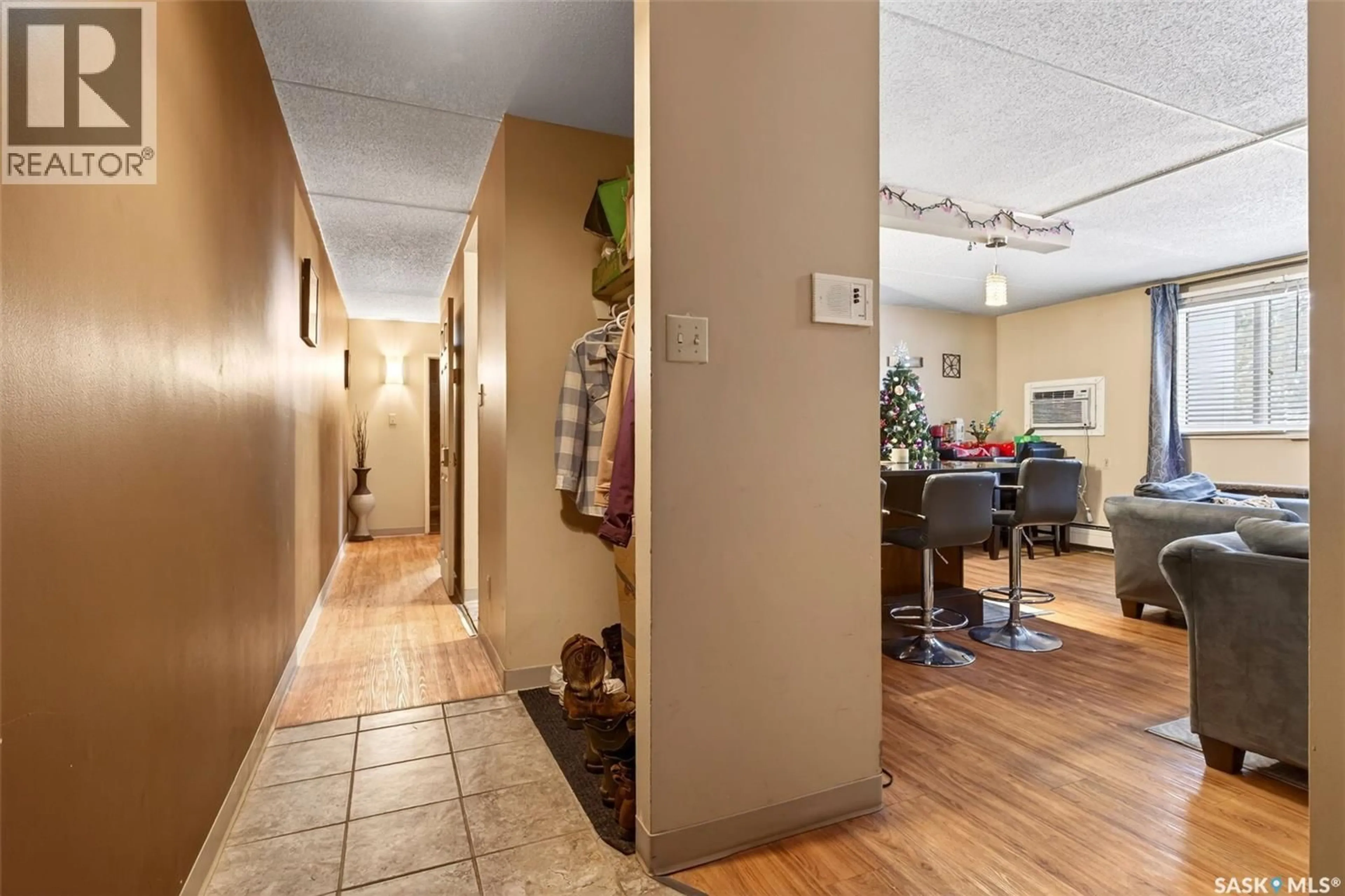 Indoor foyer for 23 - 11 CENTENNIAL STREET, Regina Saskatchewan S4S6K7
