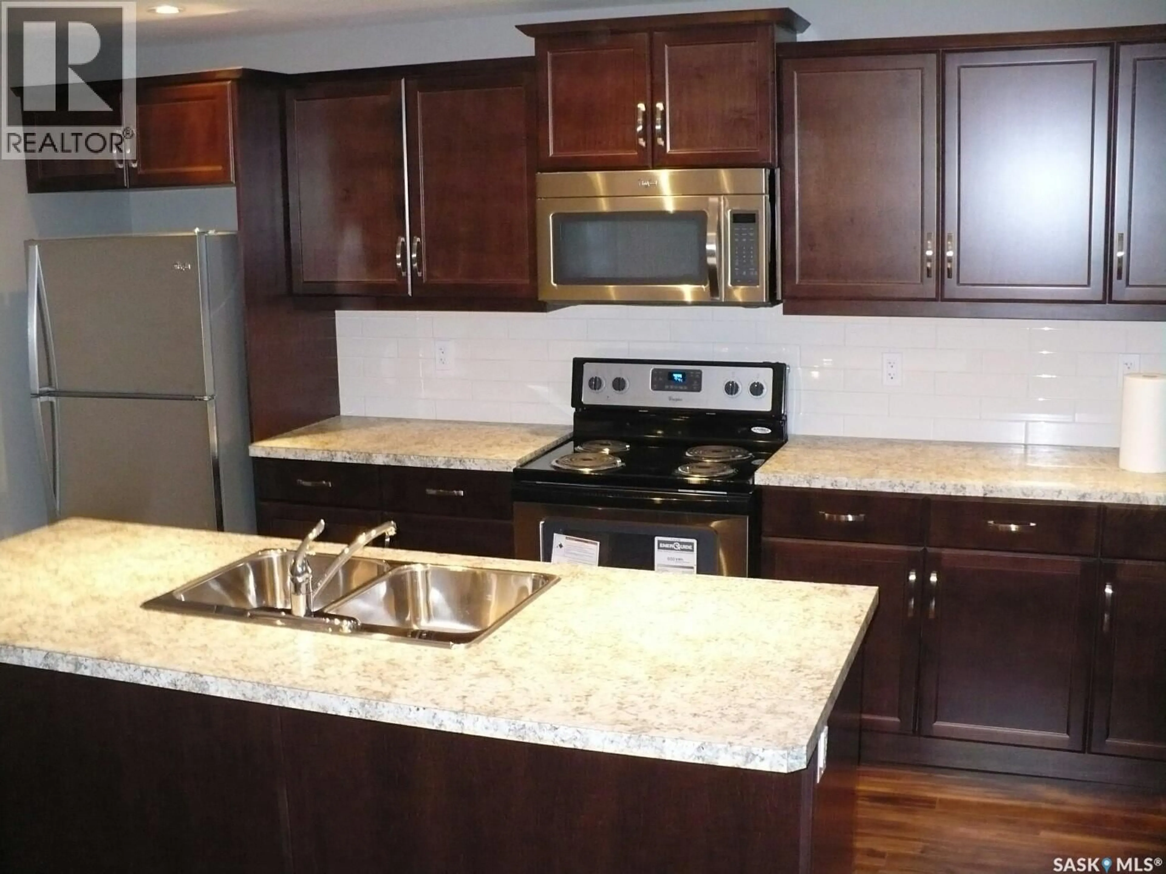 Unknown for 2237 MCARA STREET, Regina Saskatchewan S4N2W2