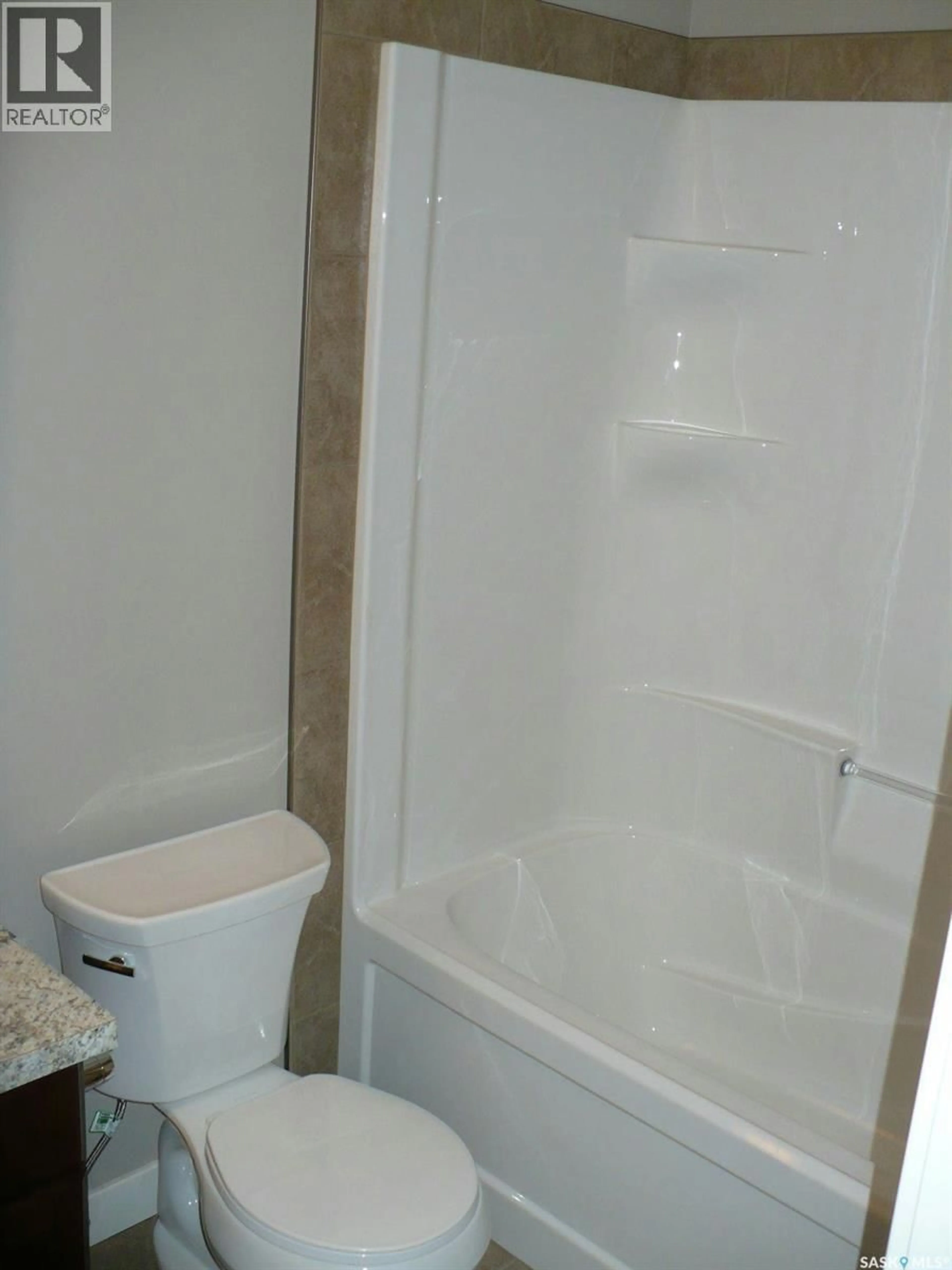 Standard bathroom, ceramic/tile floor for 2237 MCARA STREET, Regina Saskatchewan S4N2W2