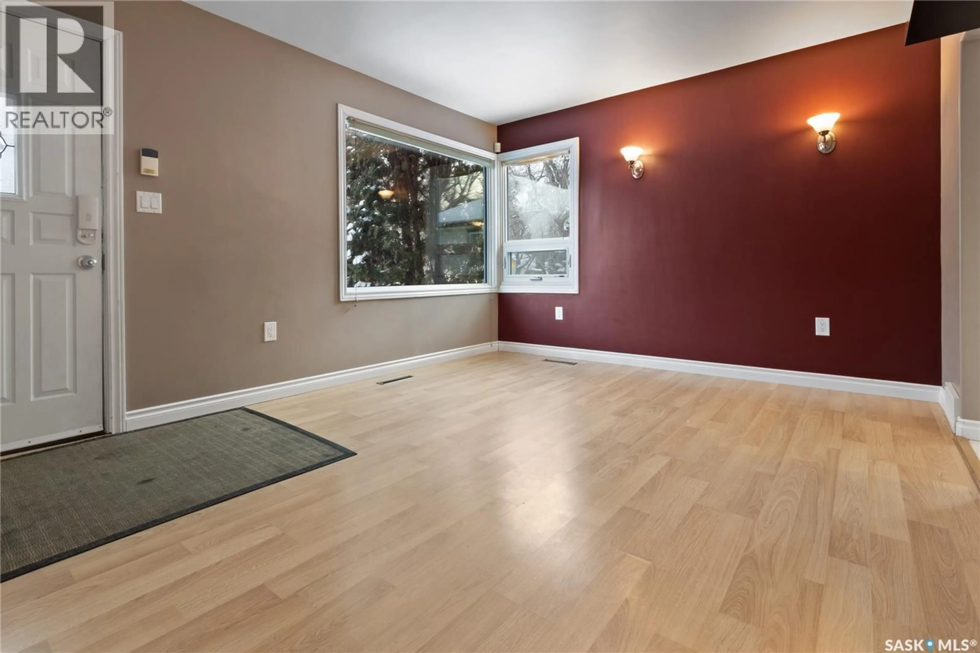 A pic of a room for 1535 2ND AVENUE, Saskatoon Saskatchewan S7K2E9