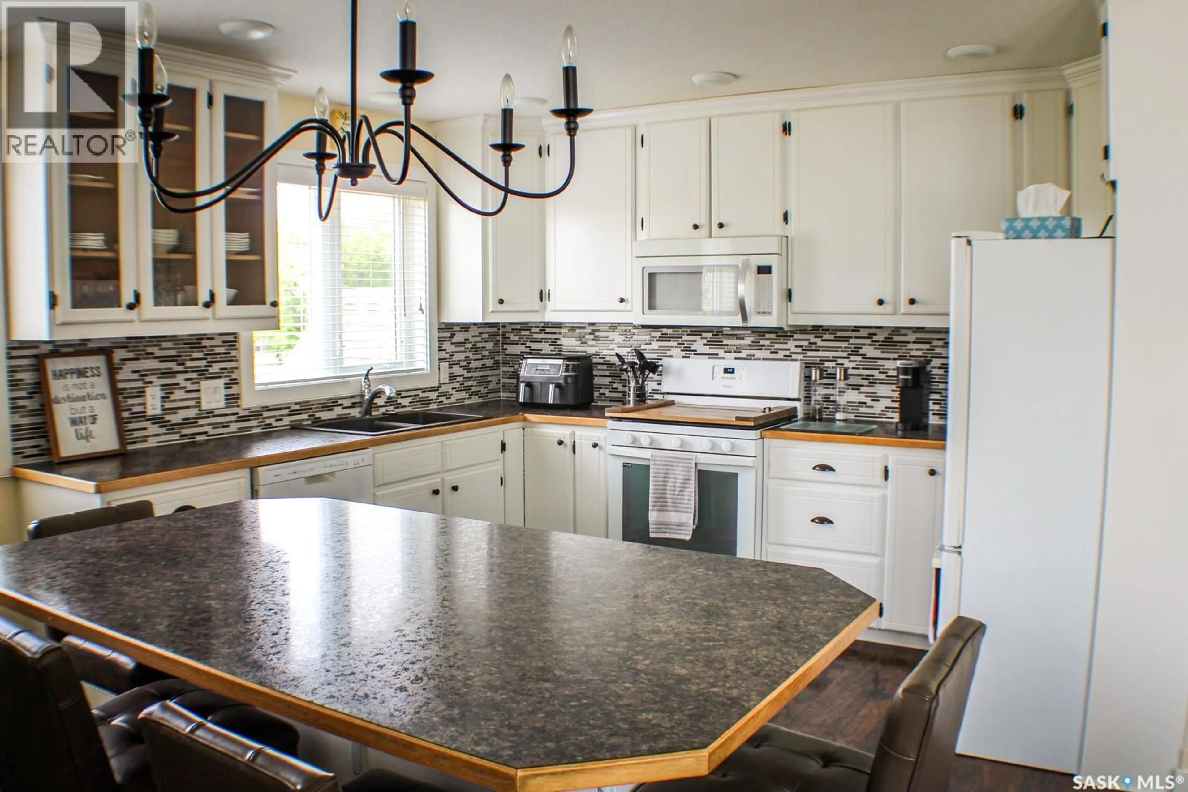 Contemporary kitchen, ceramic/tile floor for 110 BAILLIE ROAD, Willow Creek Rm No. 458 Saskatchewan S0E0T0