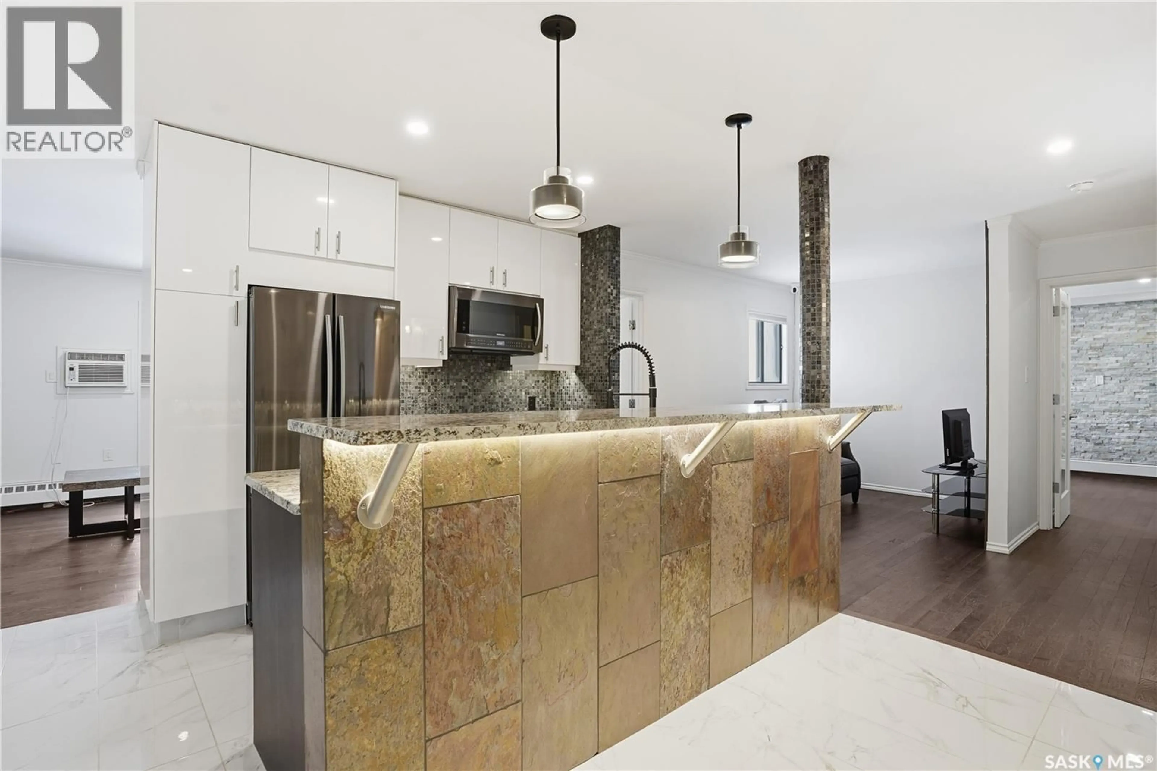 Contemporary kitchen, ceramic/tile floor for 309 - 3410 PARK STREET, Regina Saskatchewan S4V2M8