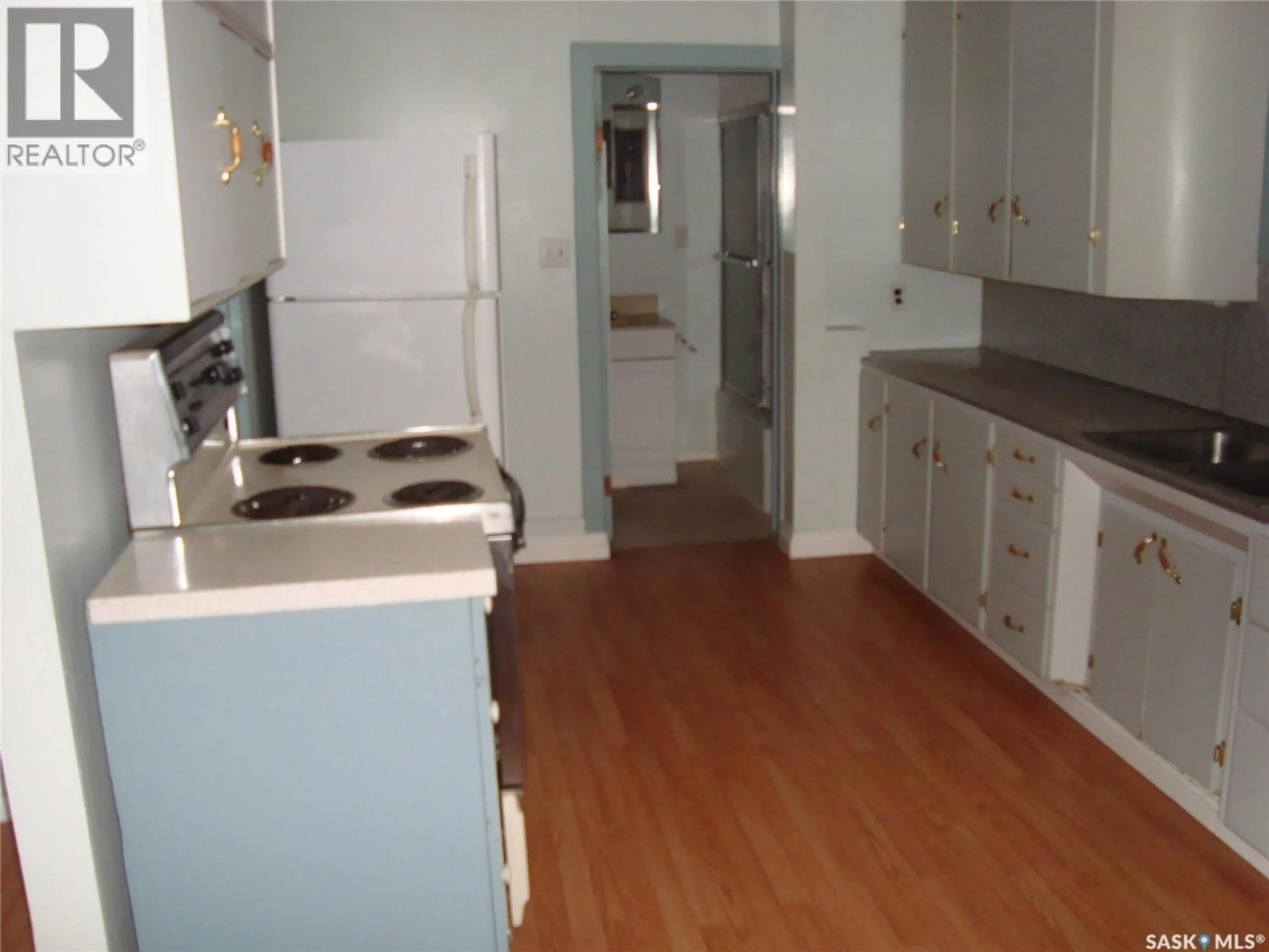 Standard kitchen, unknown for 23 ELIM DRIVE, Lac Pelletier Rm No. 107 Saskatchewan S0N2Y0