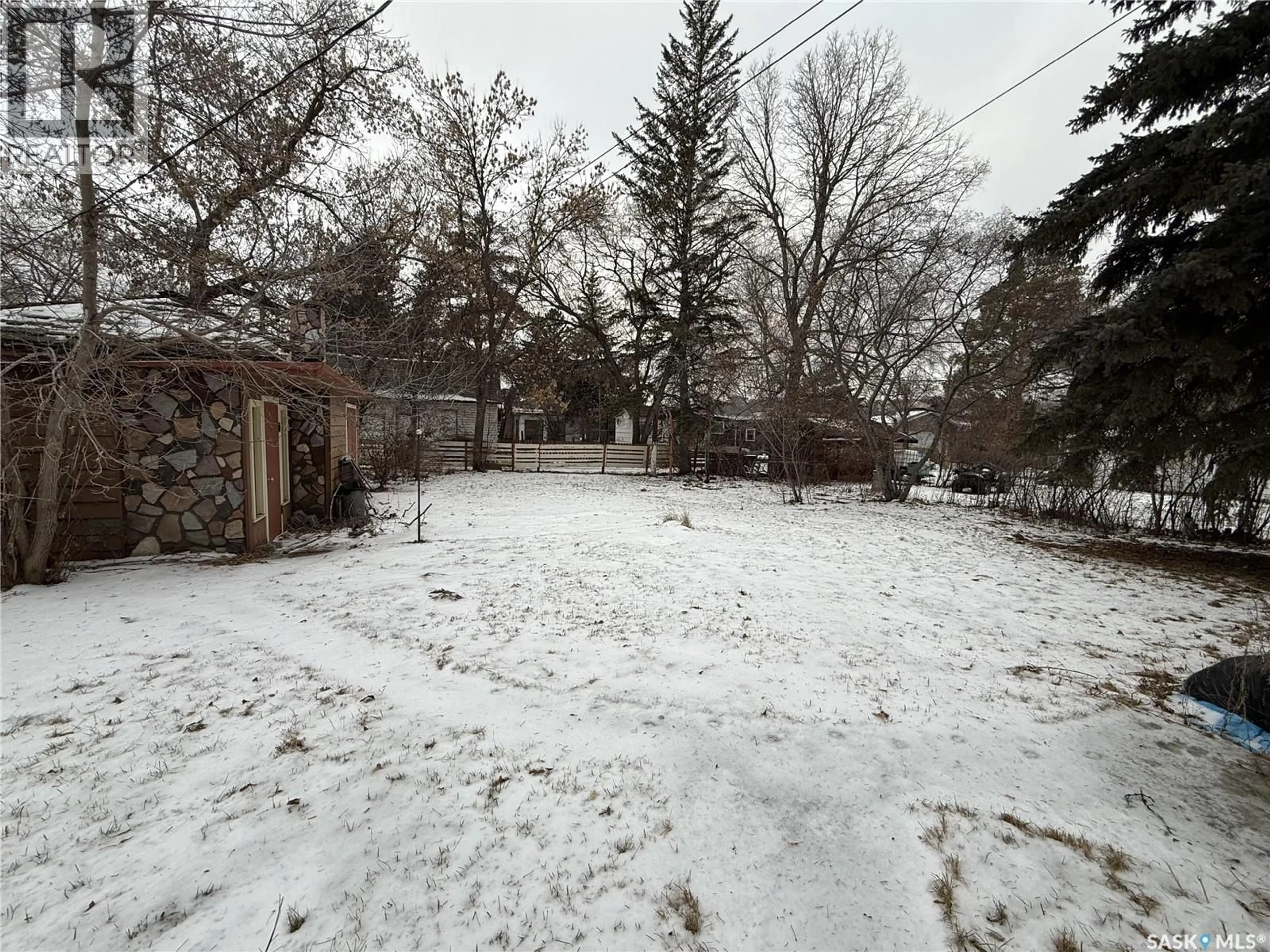 A pic from outside/outdoor area/front of a property/back of a property/a pic from drone, street for 340 ROSS STREET, Lumsden Saskatchewan S0G3C0