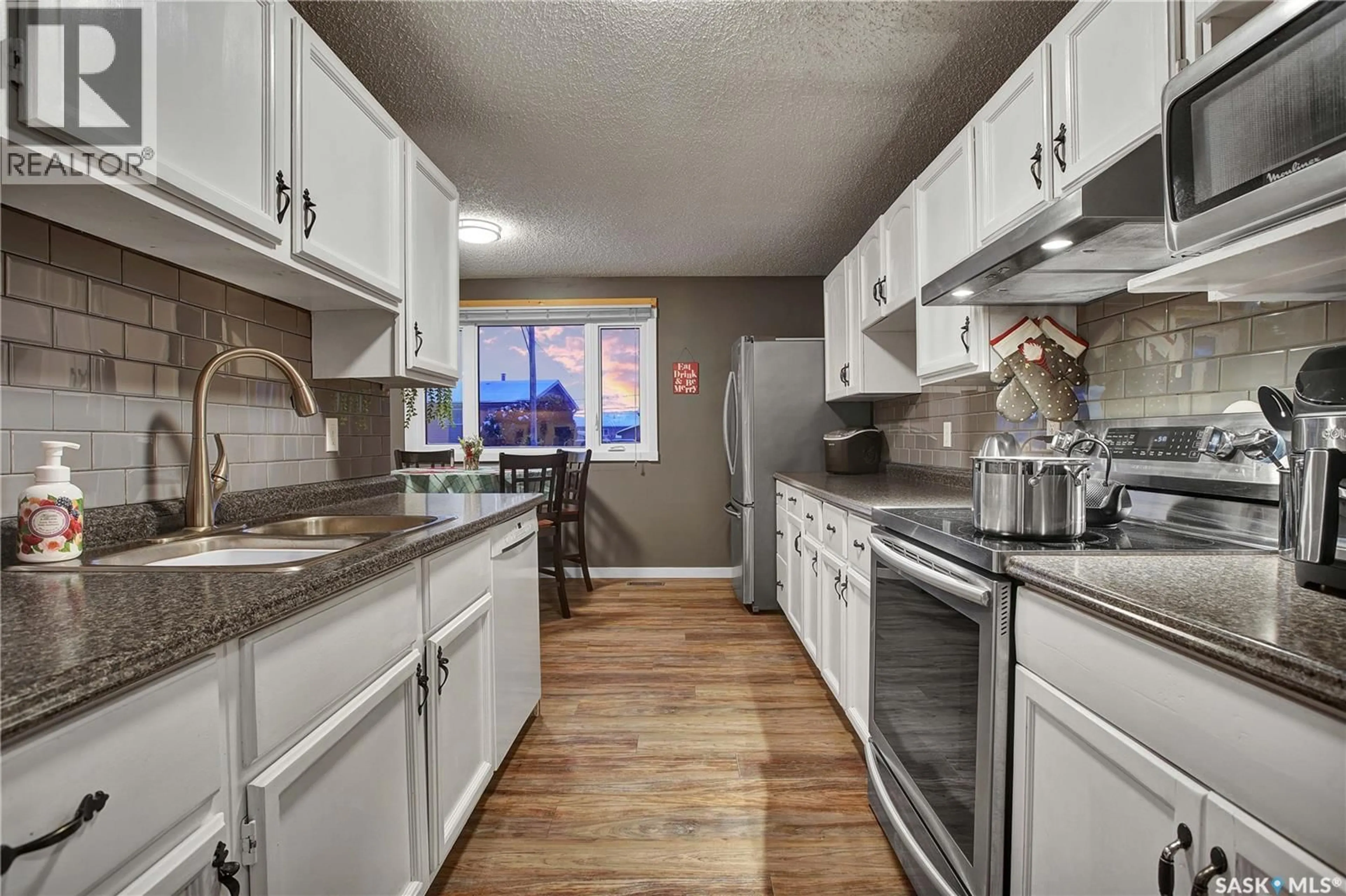 Unknown for 212 2ND AVENUE, Warman Saskatchewan S0K4S0