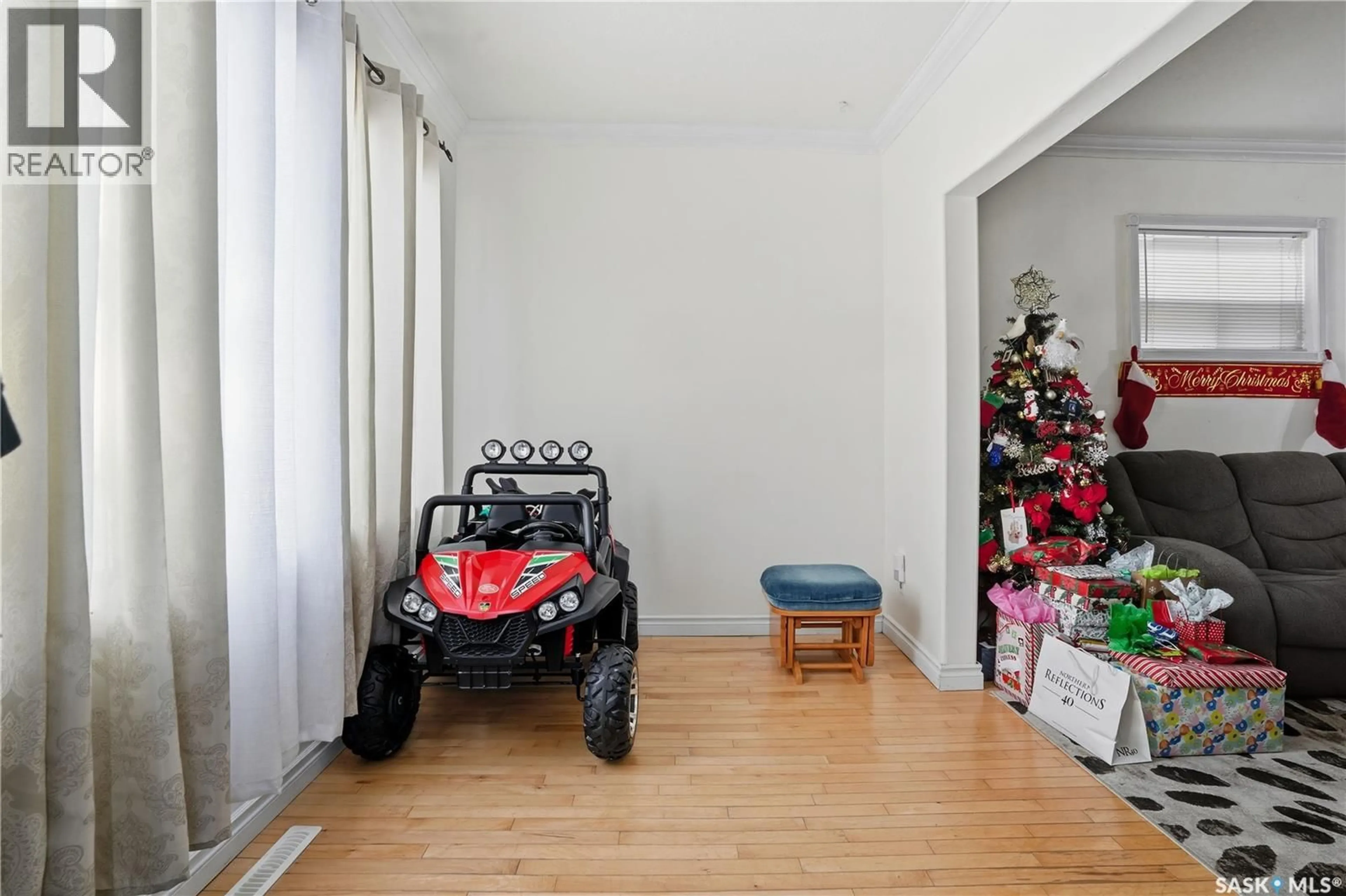 A pic of a room for 1562 ARGYLE STREET, Regina Saskatchewan S4T3S3