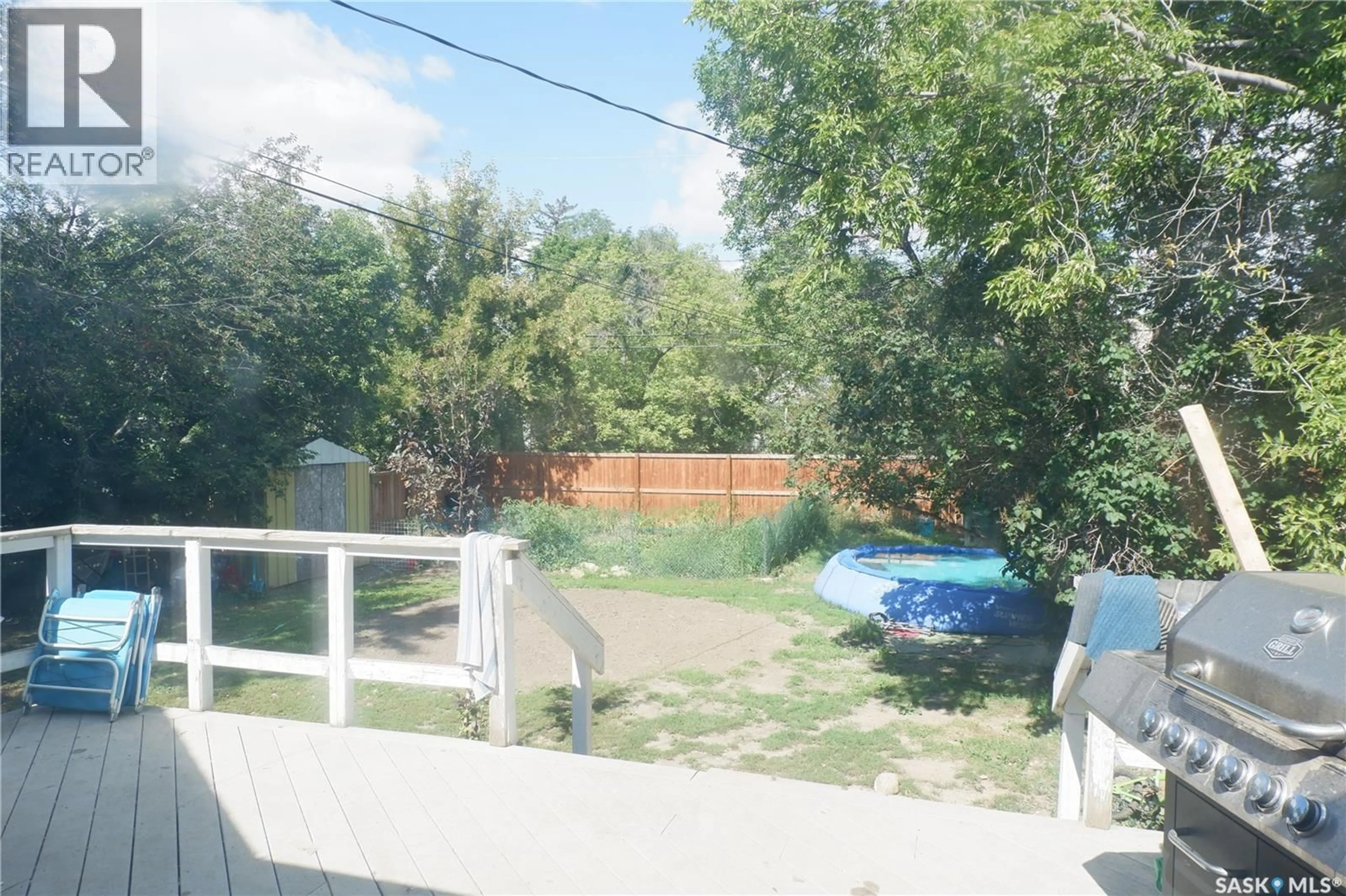 A pic from outside/outdoor area/front of a property/back of a property/a pic from drone, water/lake/river/ocean view for 568 STADACONA STREET, Moose Jaw Saskatchewan S6H1Z9