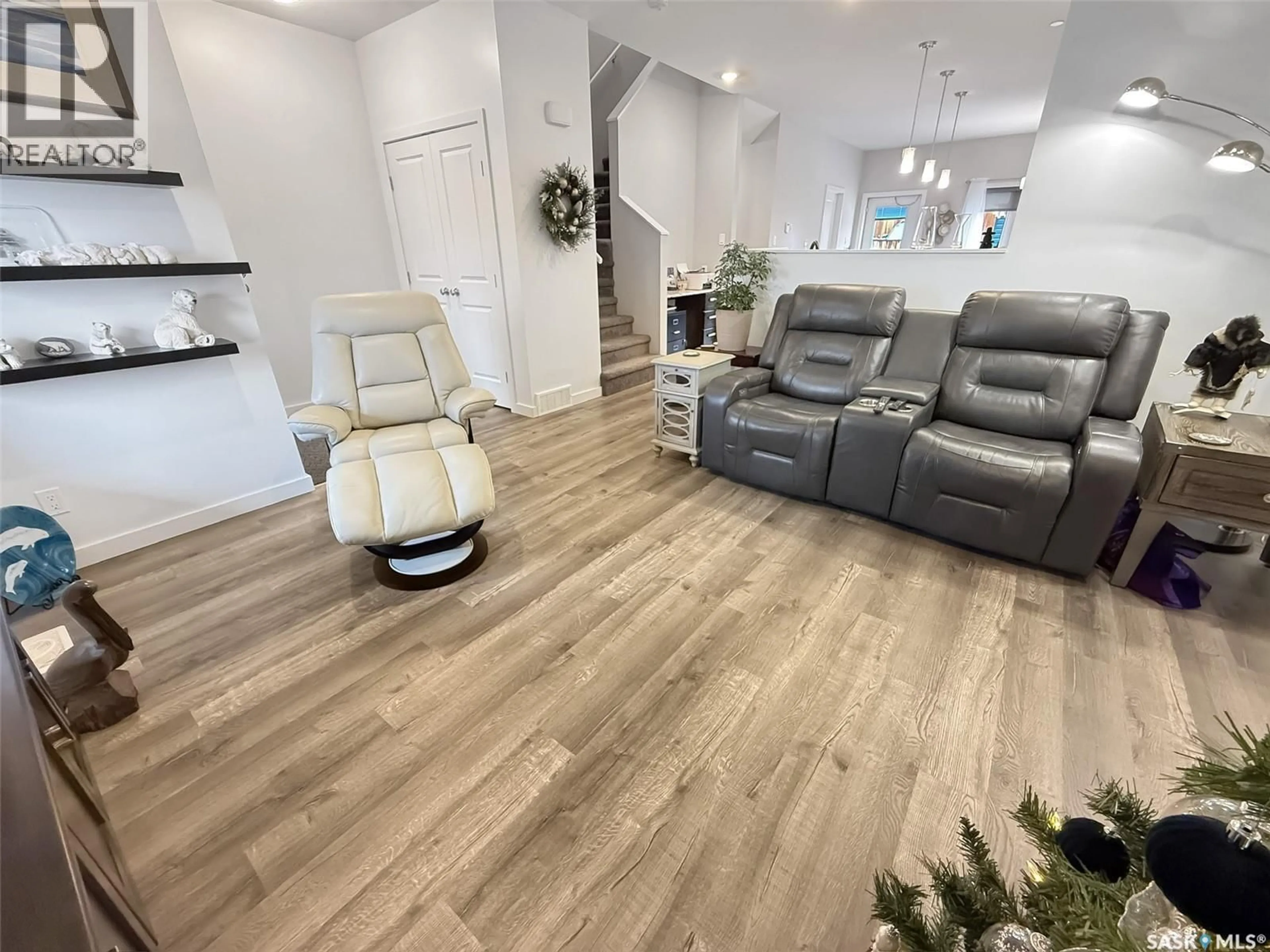 Living room with furniture, unknown for 525 DOUGLAS DRIVE, Swift Current Saskatchewan S9H5R6